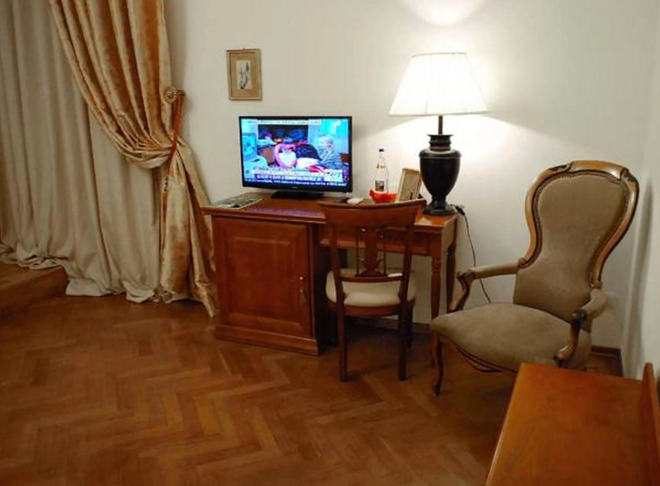 Grand Boutique Hotel