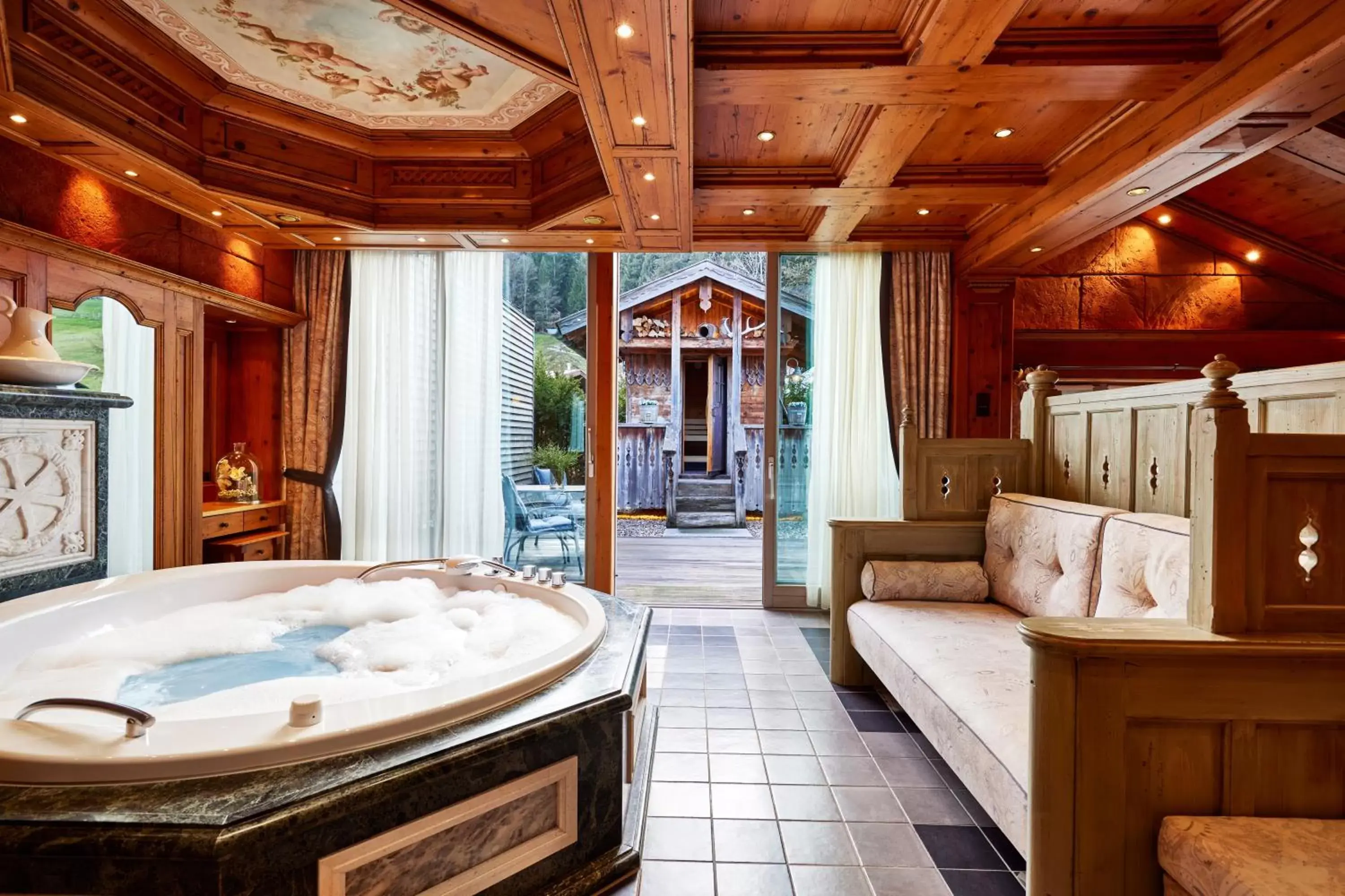 Spa and wellness centre/facilities in Parkhotel Oberstaufen Spa and wellness centre/facilities in Parkhotel Oberstaufen