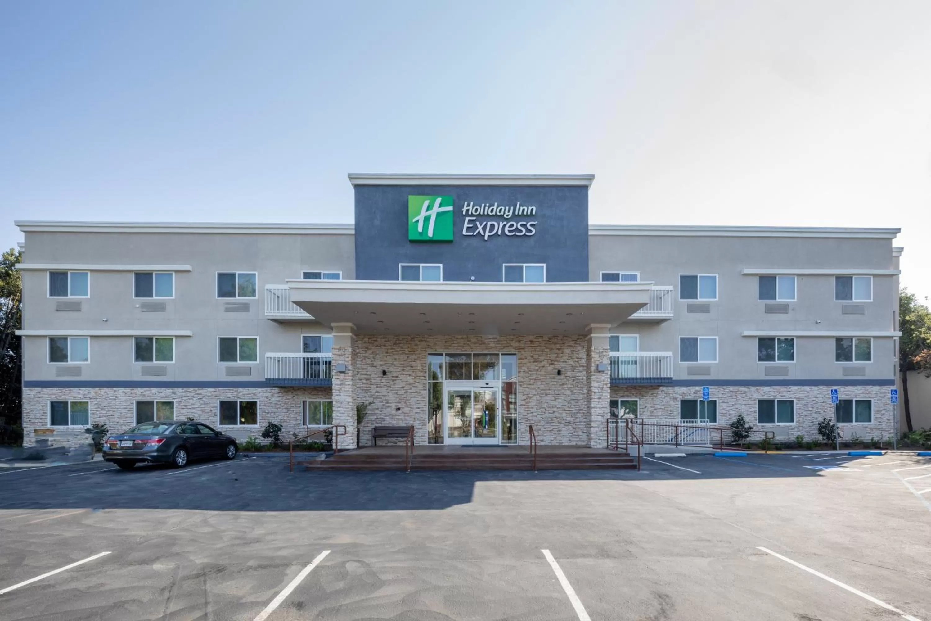 Property building in Holiday Inn Express - Sunnyvale - Silicon Valley by IHG