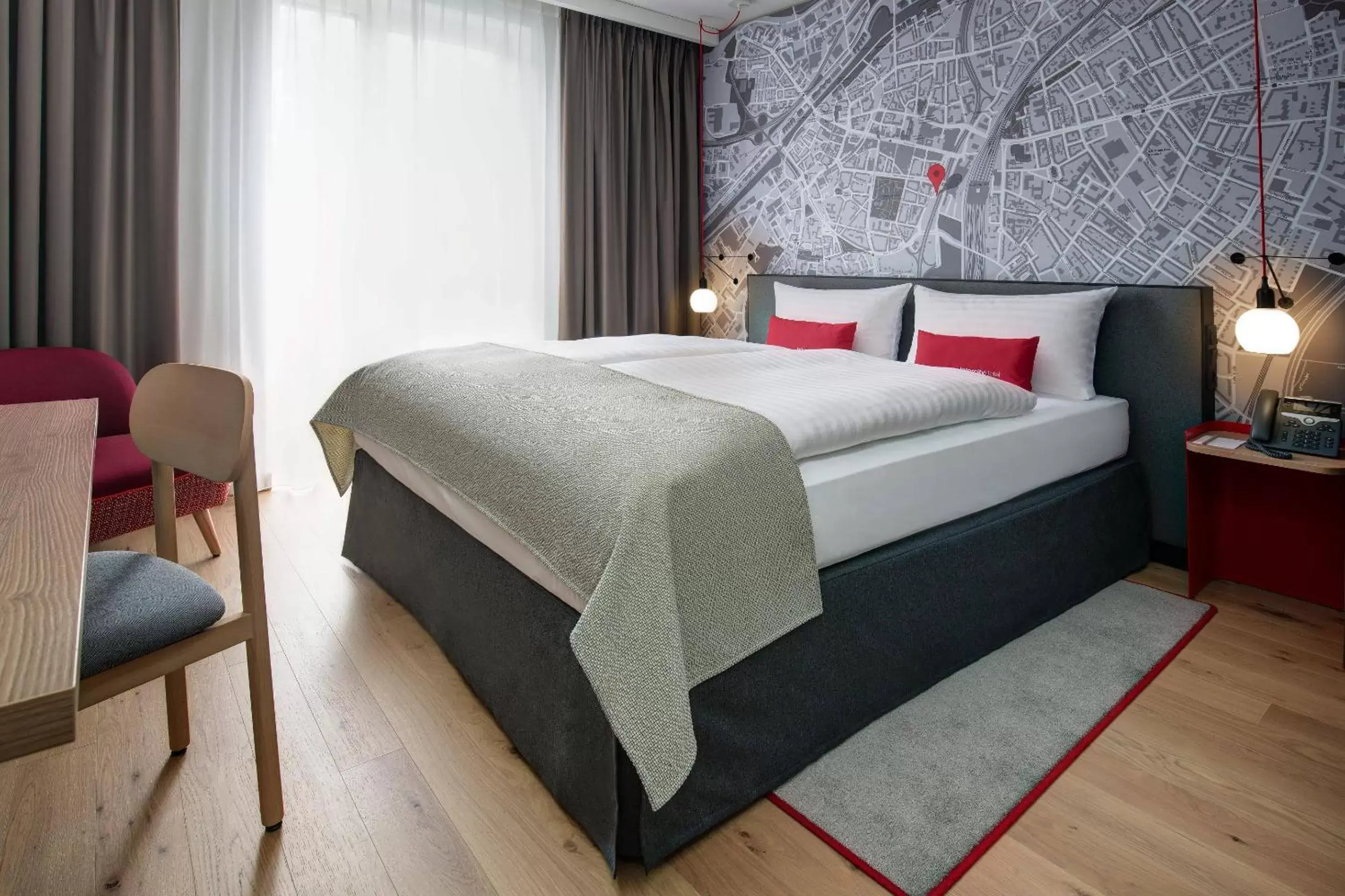 Photo of the whole room, Bed in IntercityHotel Duisburg