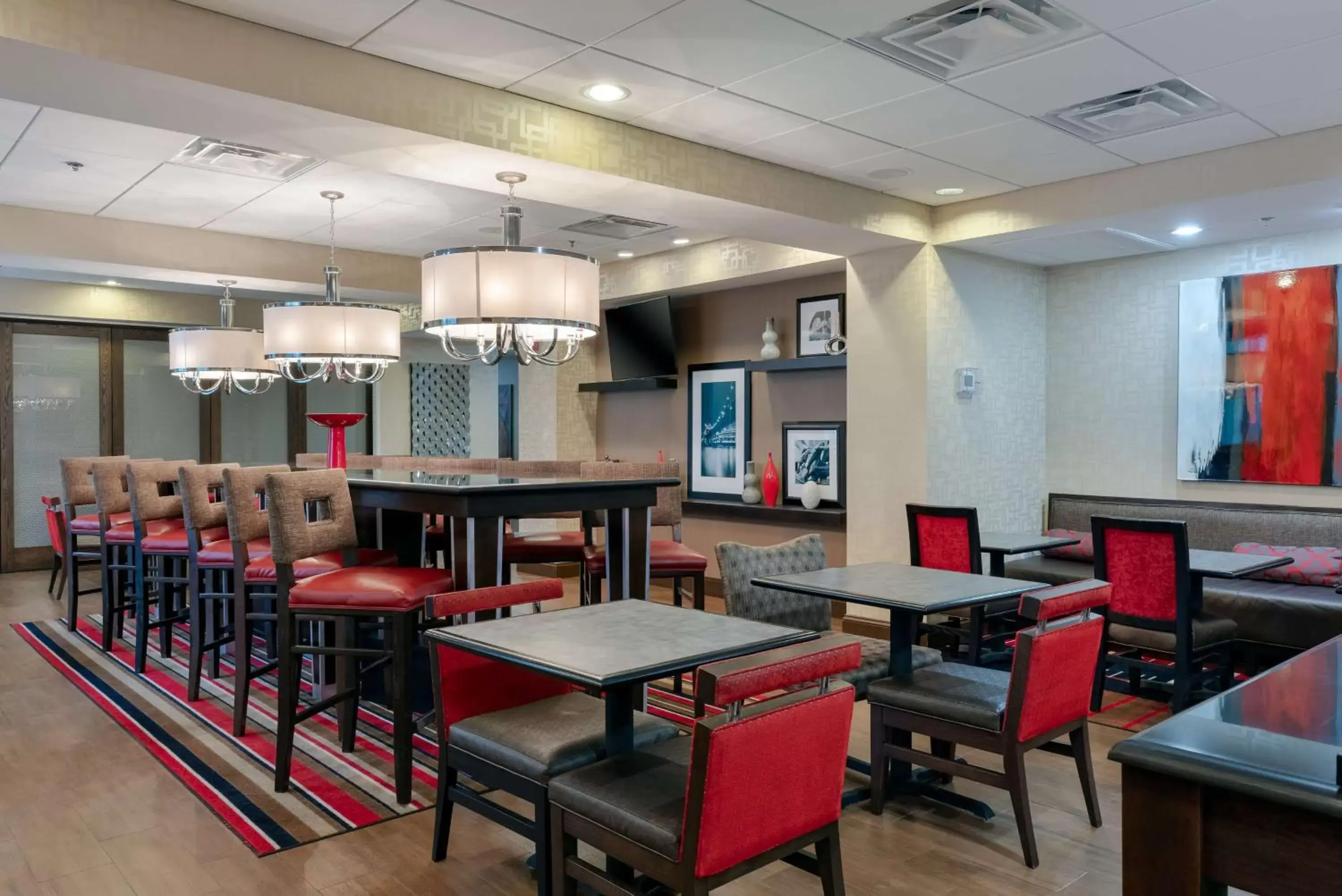 Lobby or reception, Restaurant/Places to Eat in Hampton Inn Atlanta McDonough