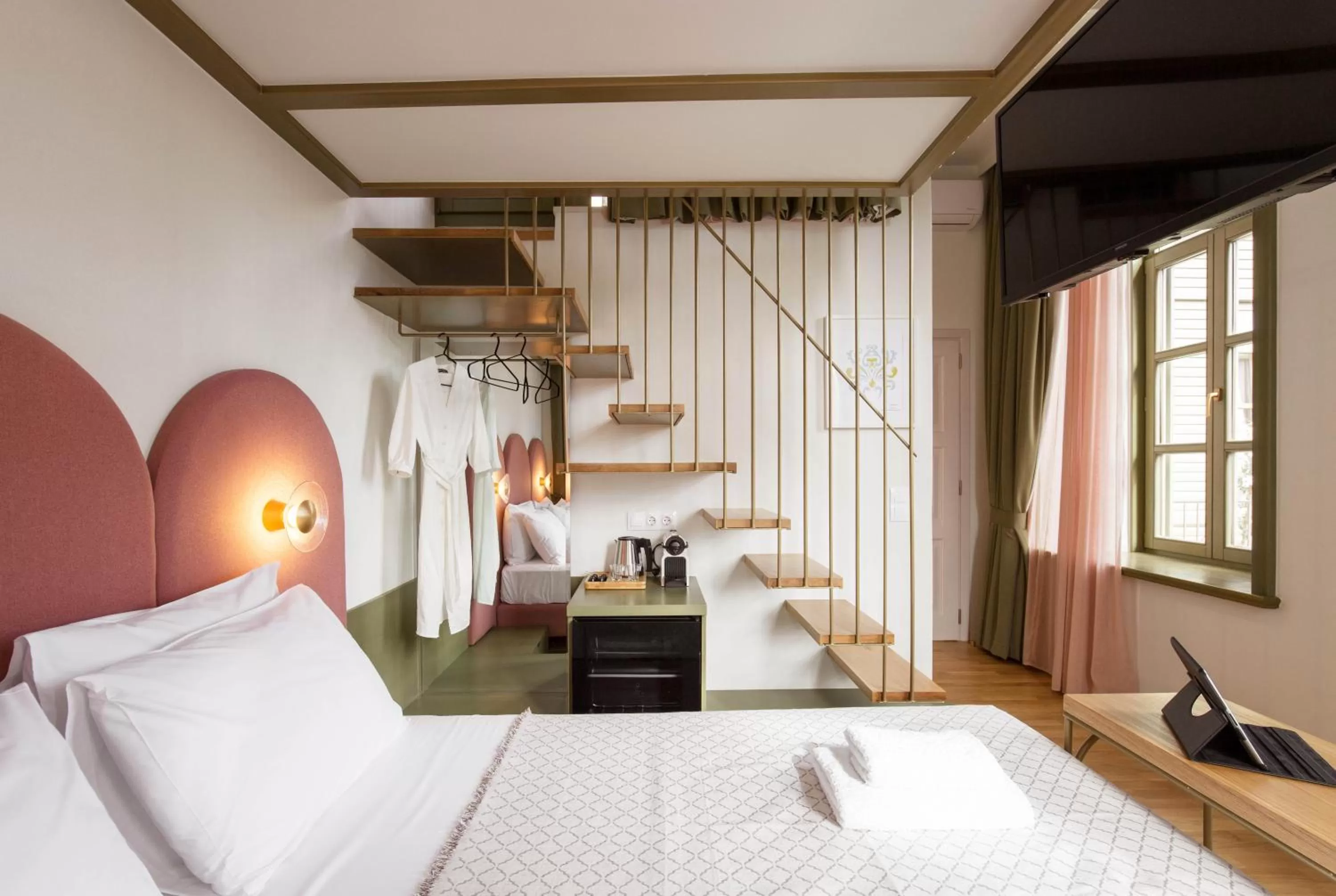 Bed in Neratze Hammam Suites