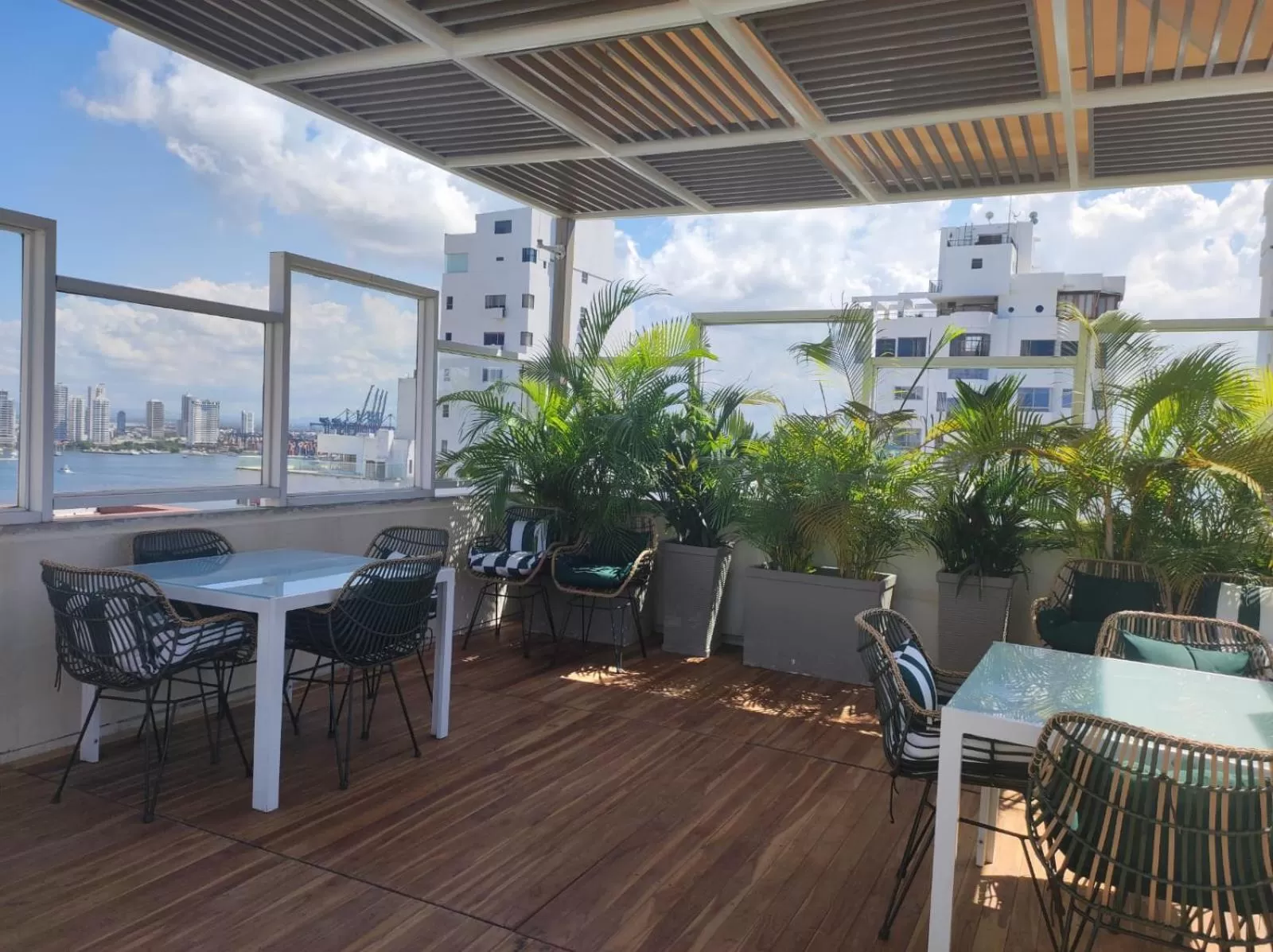 Balcony/Terrace in Holiday Inn Express - Cartagena Bocagrande by IHG