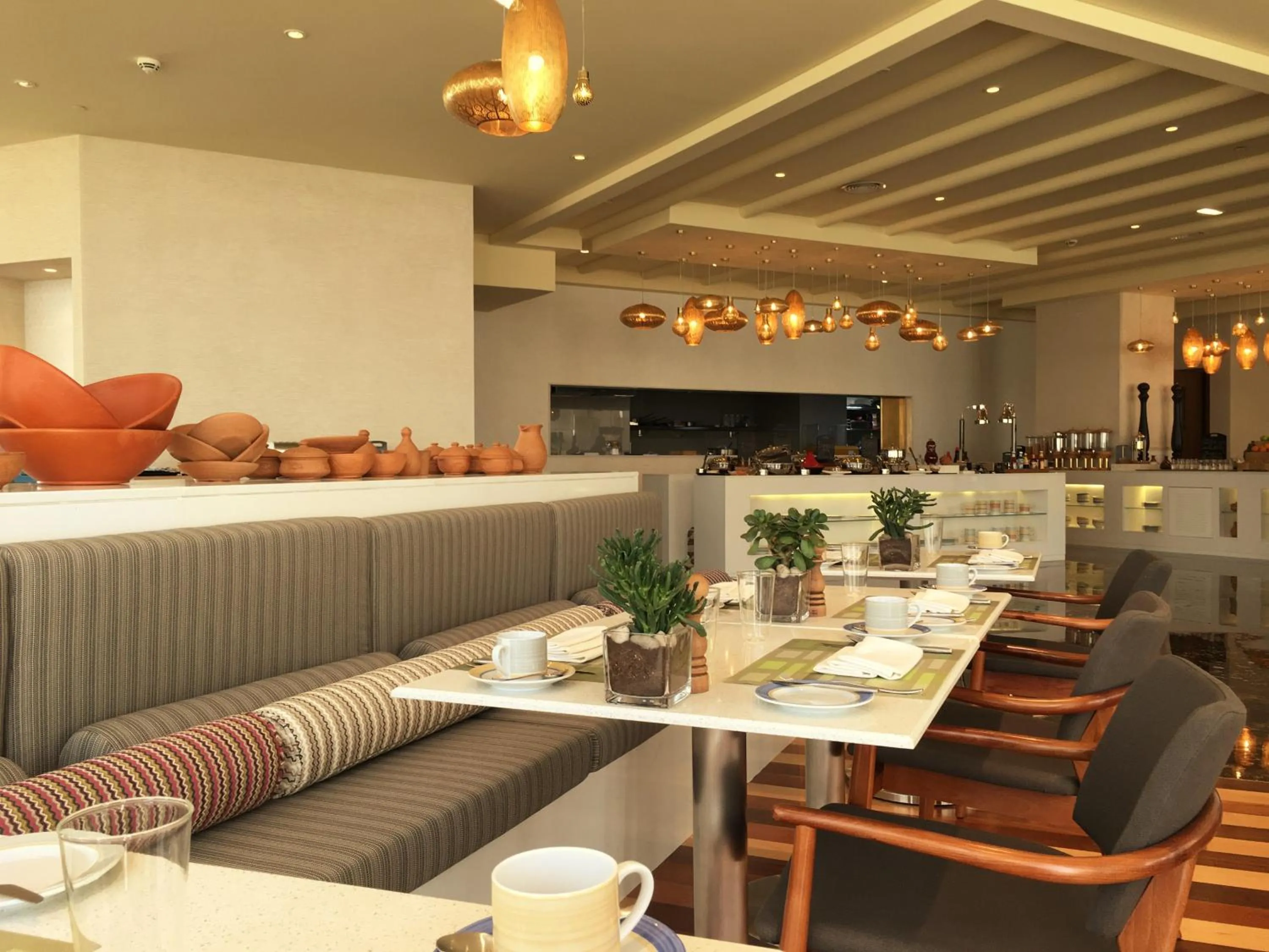 Restaurant/places to eat in Grand Millennium Muscat