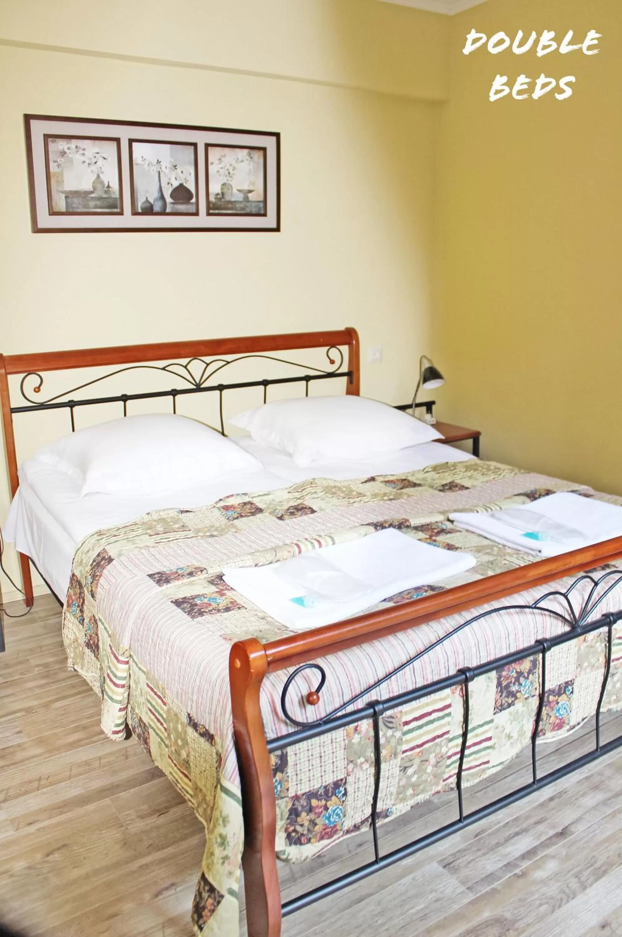 Double Room with Private Bathroom in Red Fox Guesthouse