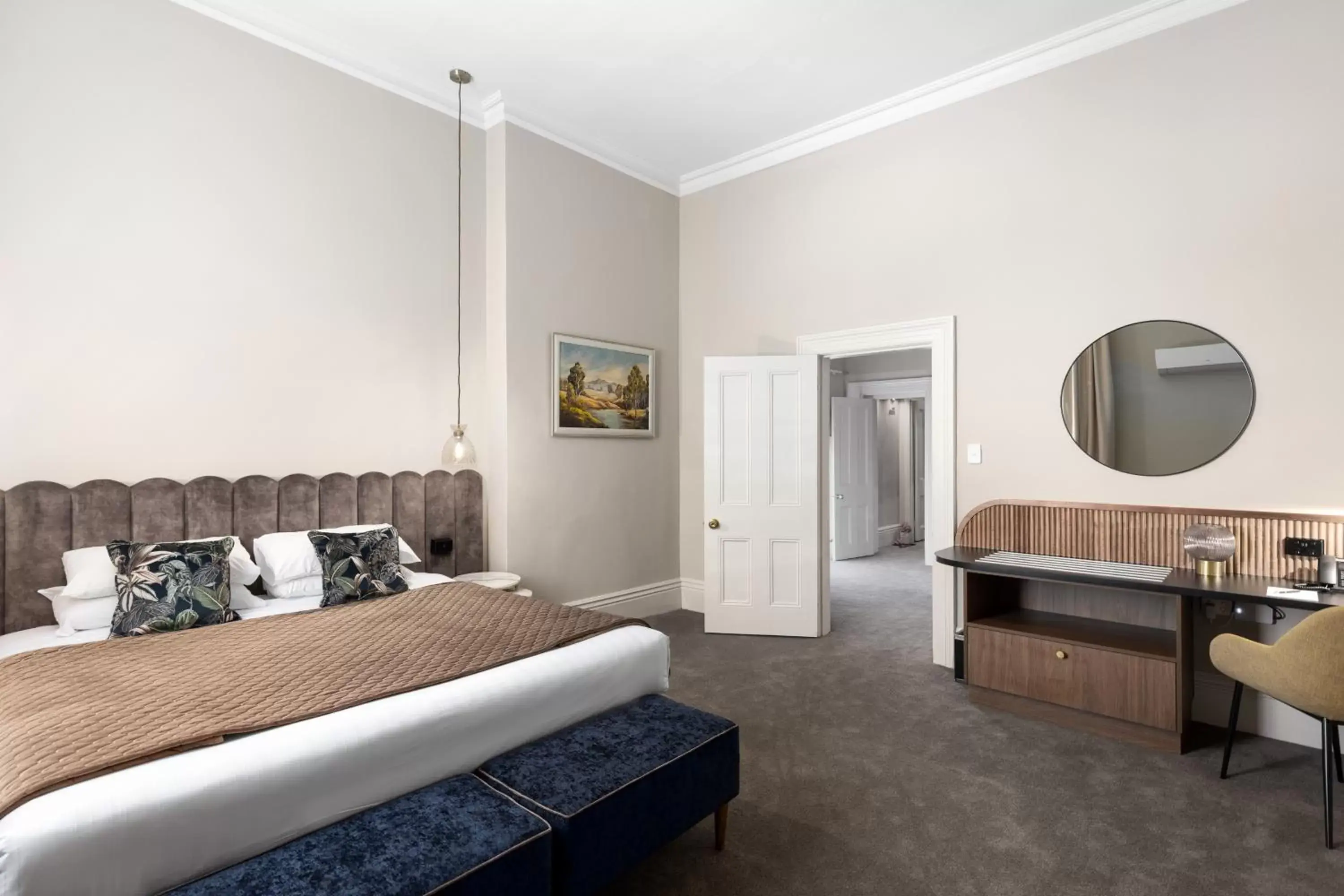 Photo of the whole room, Bed in Mount Gambier Hotel