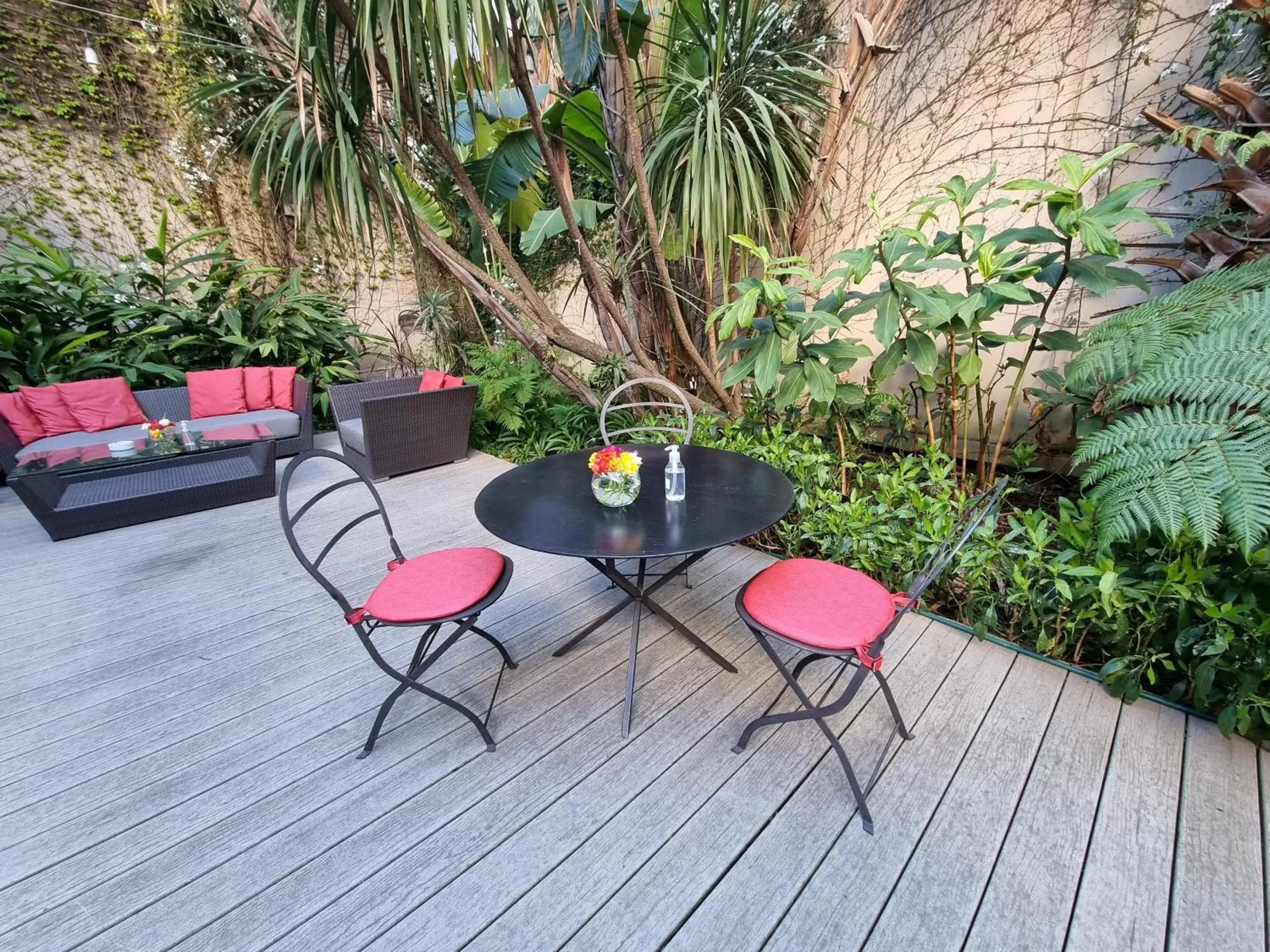 Garden in Fierro Hotel Buenos Aires