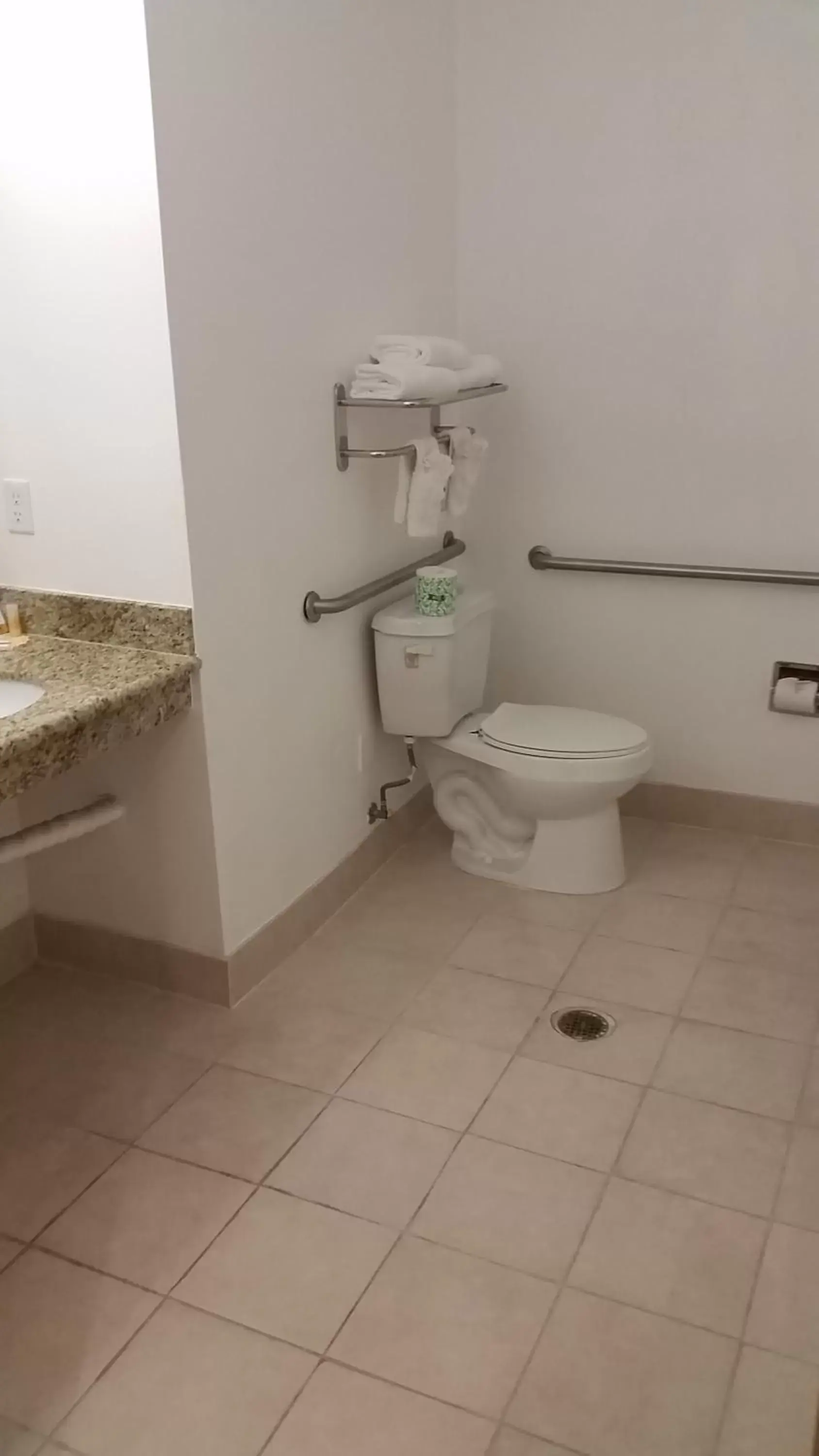 Bathroom in Harbor Inn & Suites