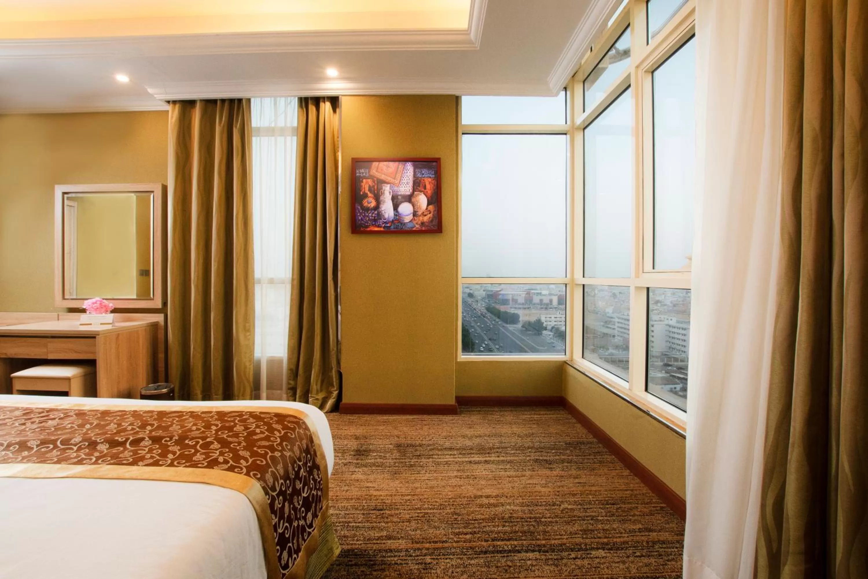 City view, Bed in Iridium 70 Hotel