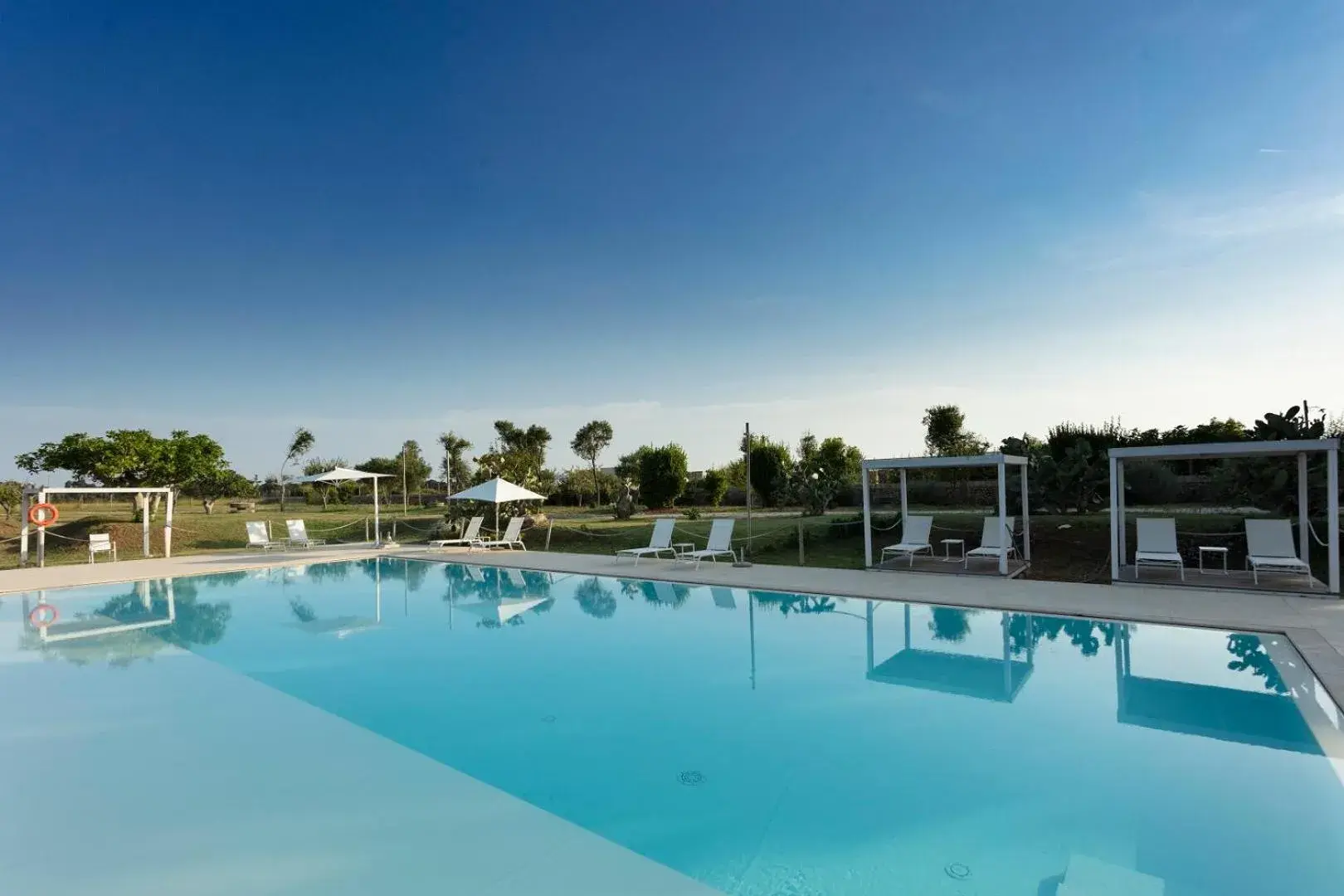 Swimming Pool in Masseria Mongio dell'Elefante