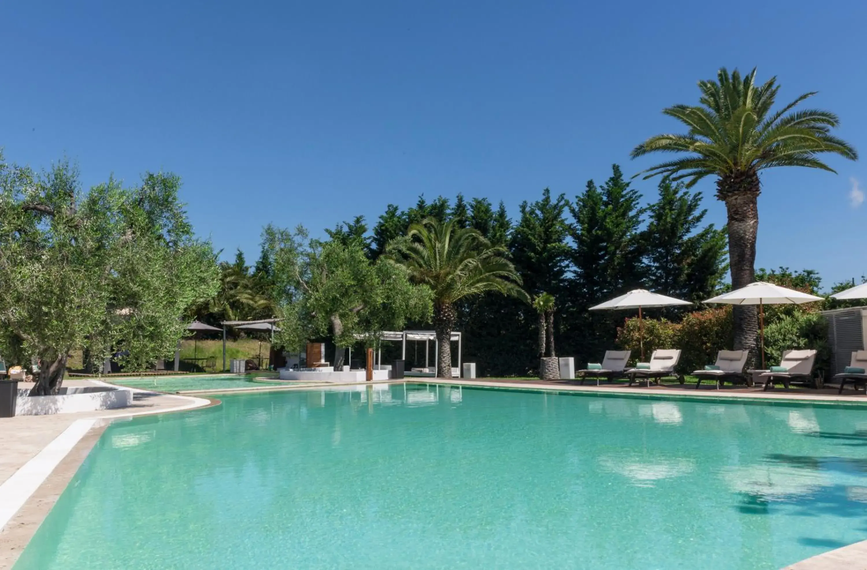Swimming Pool in Hotel Terranobile Metaresort