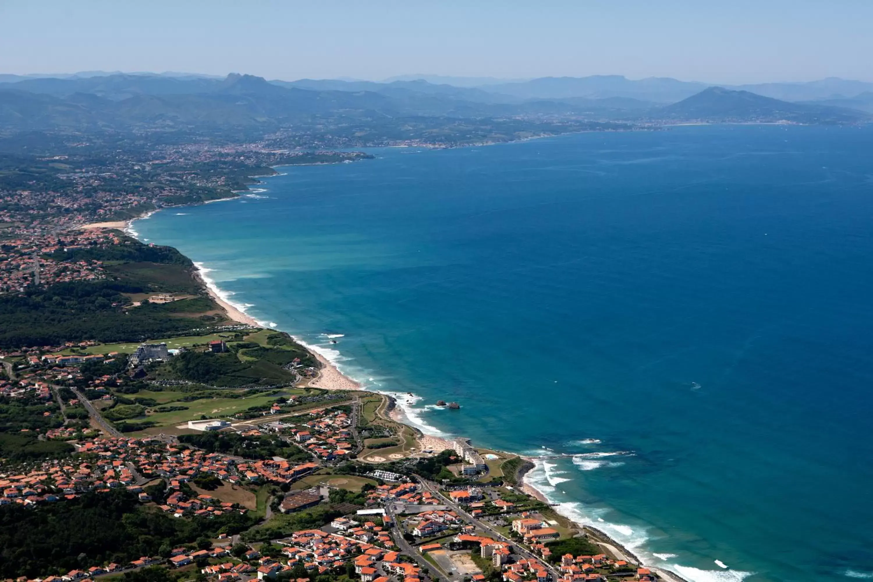 View (from property/room), Bird's-eye View in Hôtel Le Biarritz