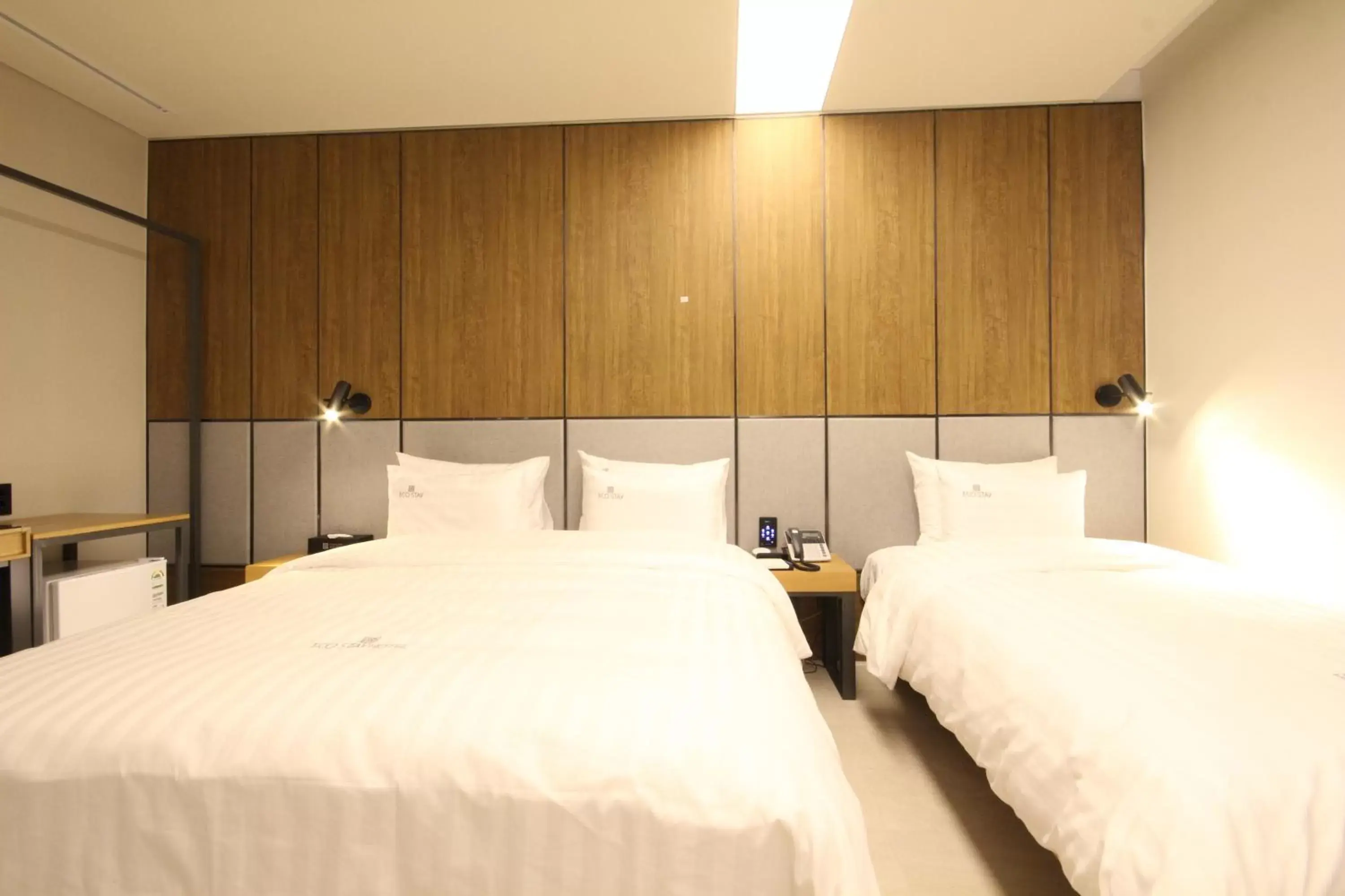 Bed in Hotel Eco stay