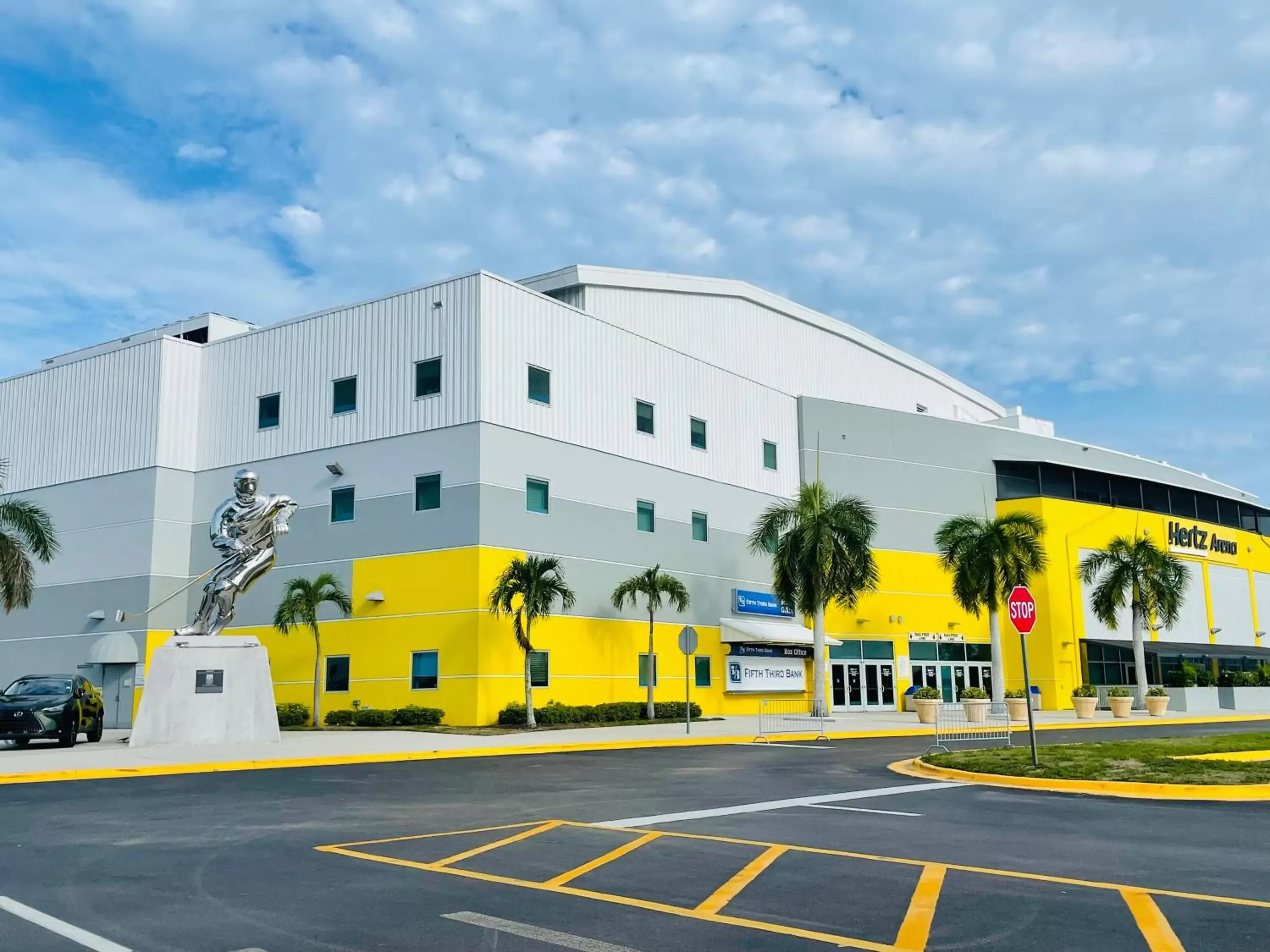Nearby landmark, Property Building in Crowne Plaza Fort Myers Gulf Coast, an IHG Hotel