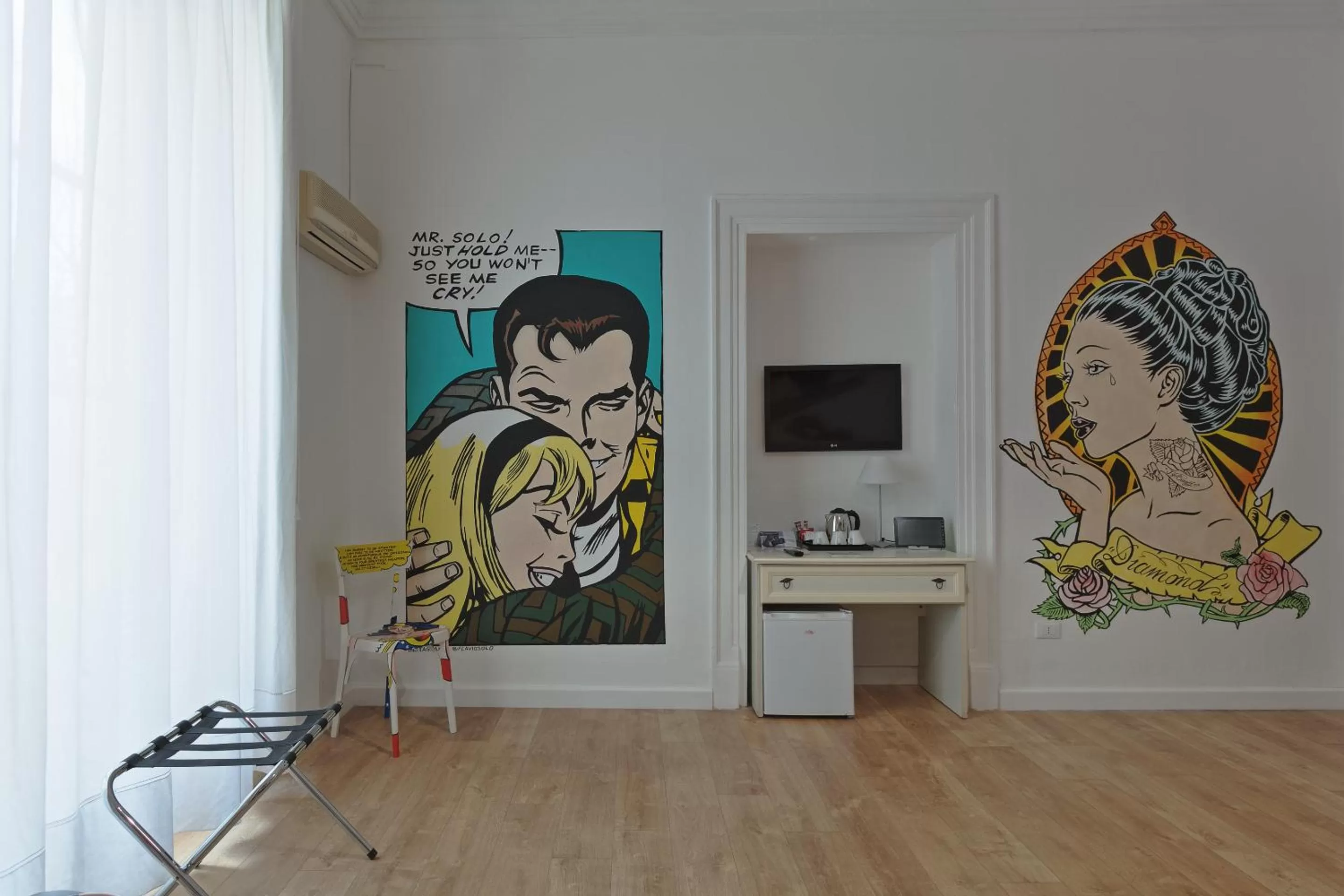 Decorative detail in Afea Art & Rooms