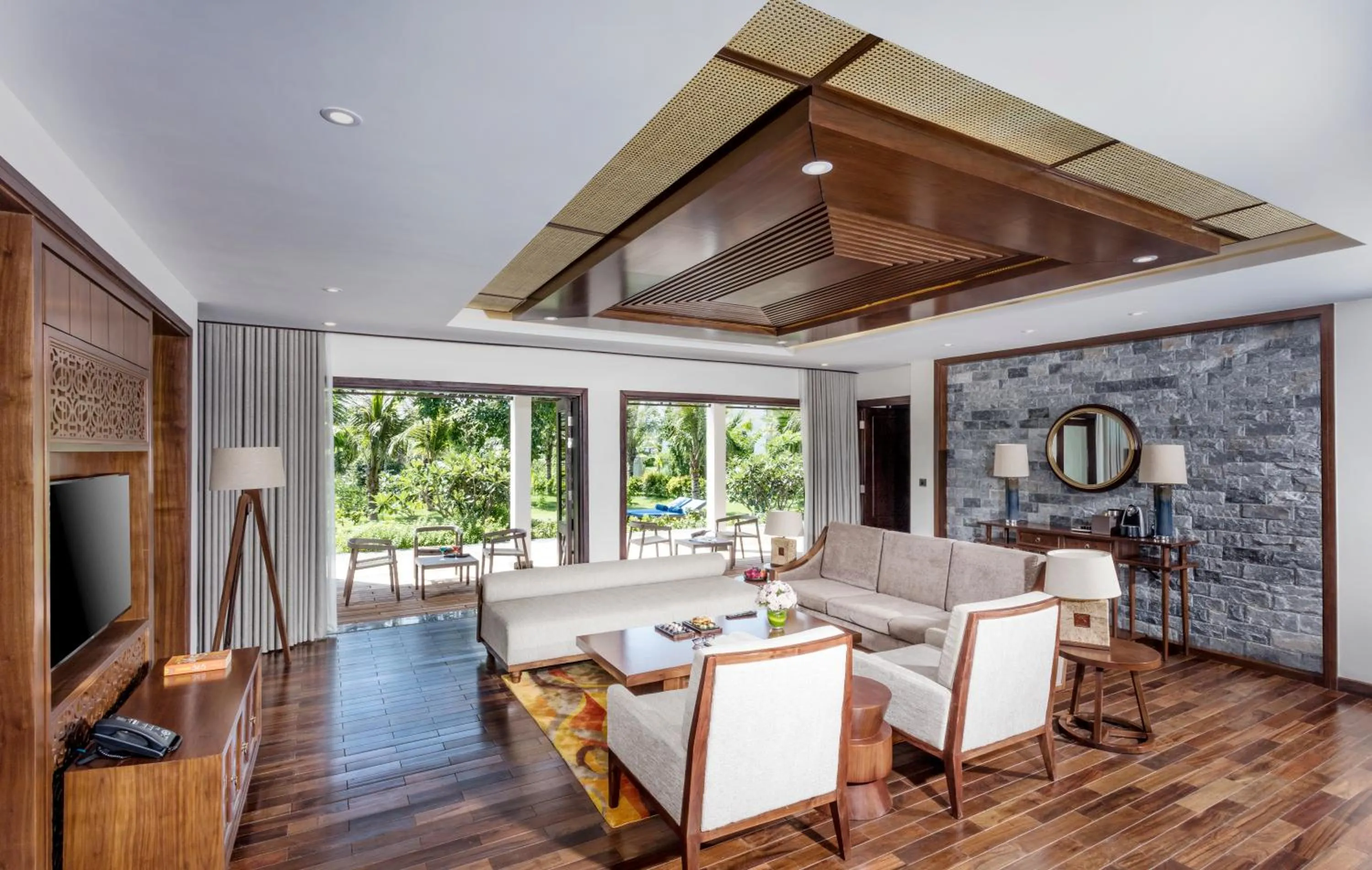 Four-Bedroom Villa with Garden View in Duyen Ha Resort Cam Ranh