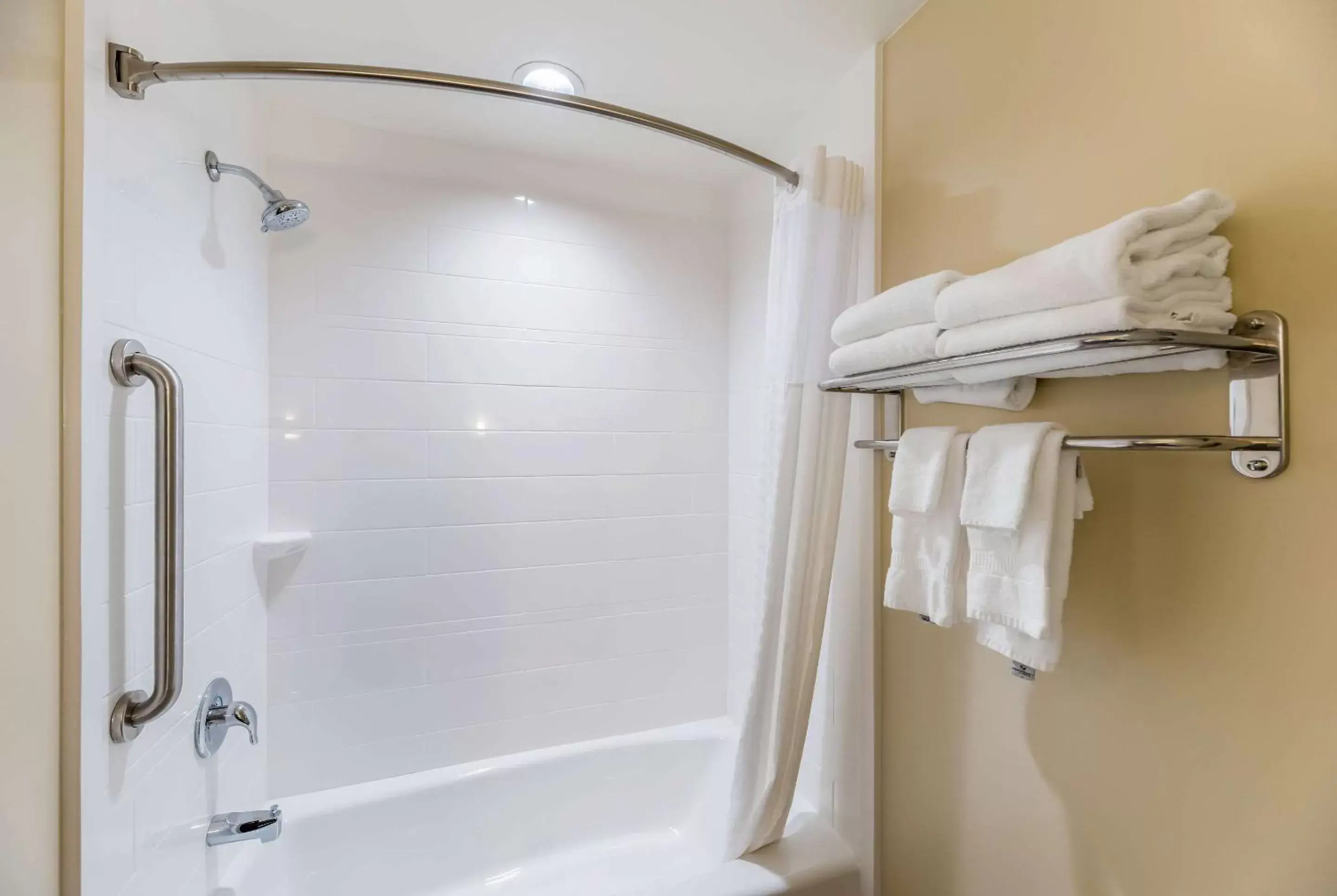 Bathroom in Comfort Inn & Suites Zion Park Area