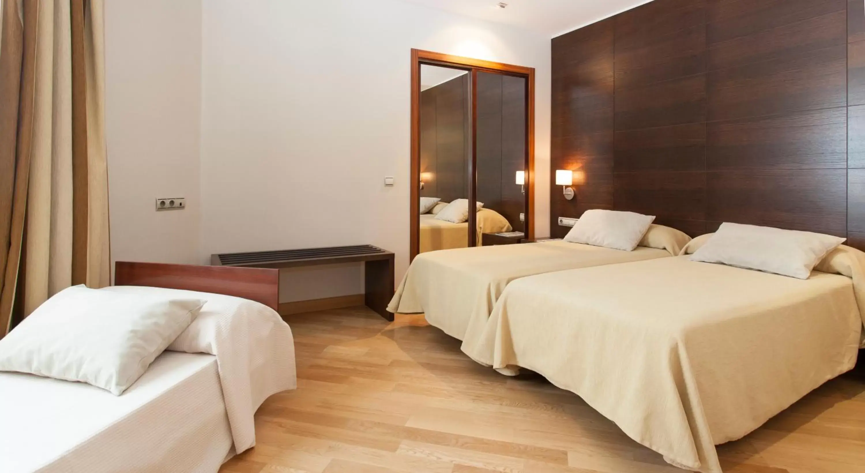 Bed in Hotel FC Villalba