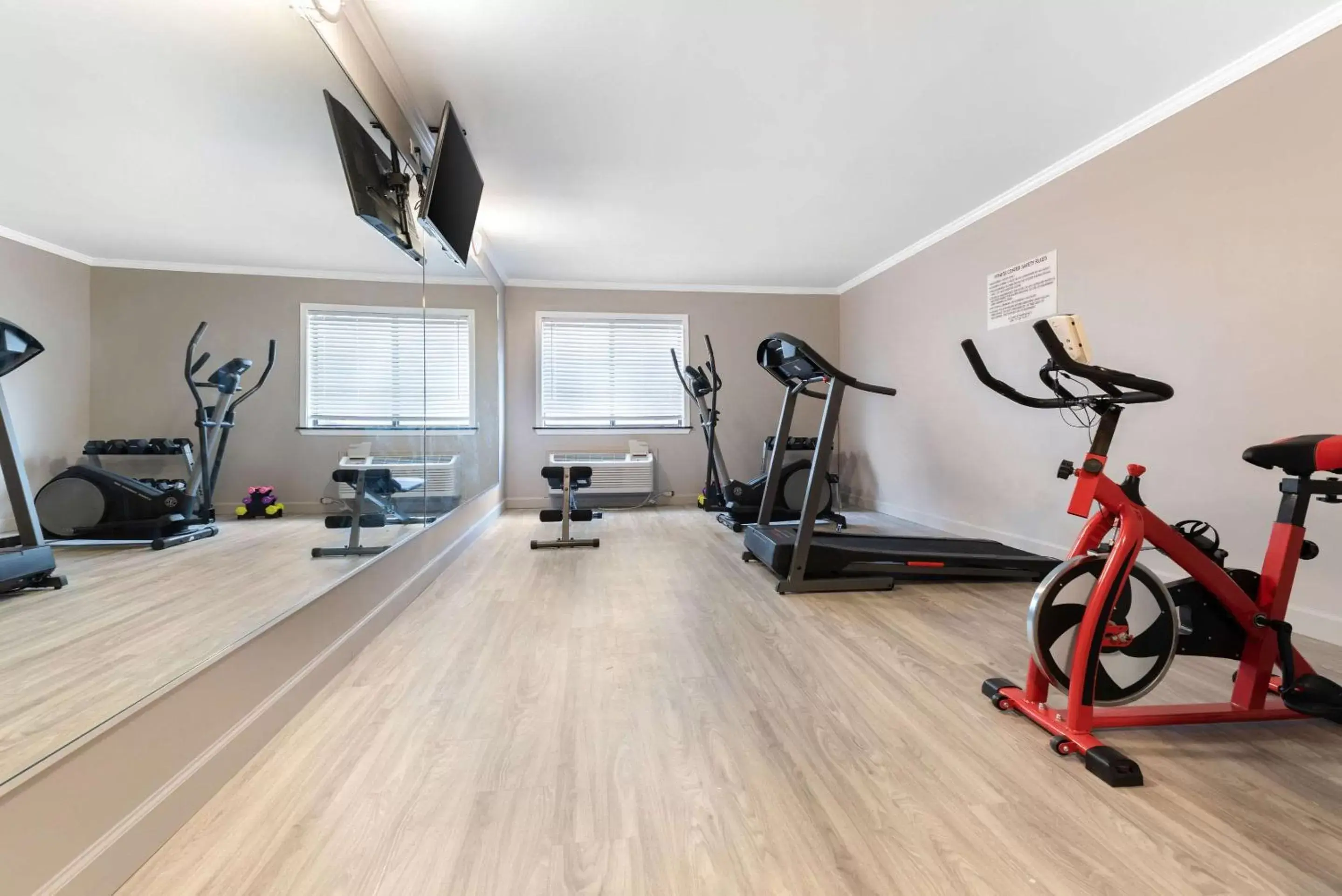 Fitness centre/facilities, Fitness Center/Facilities in Quality Inn - Fairborn