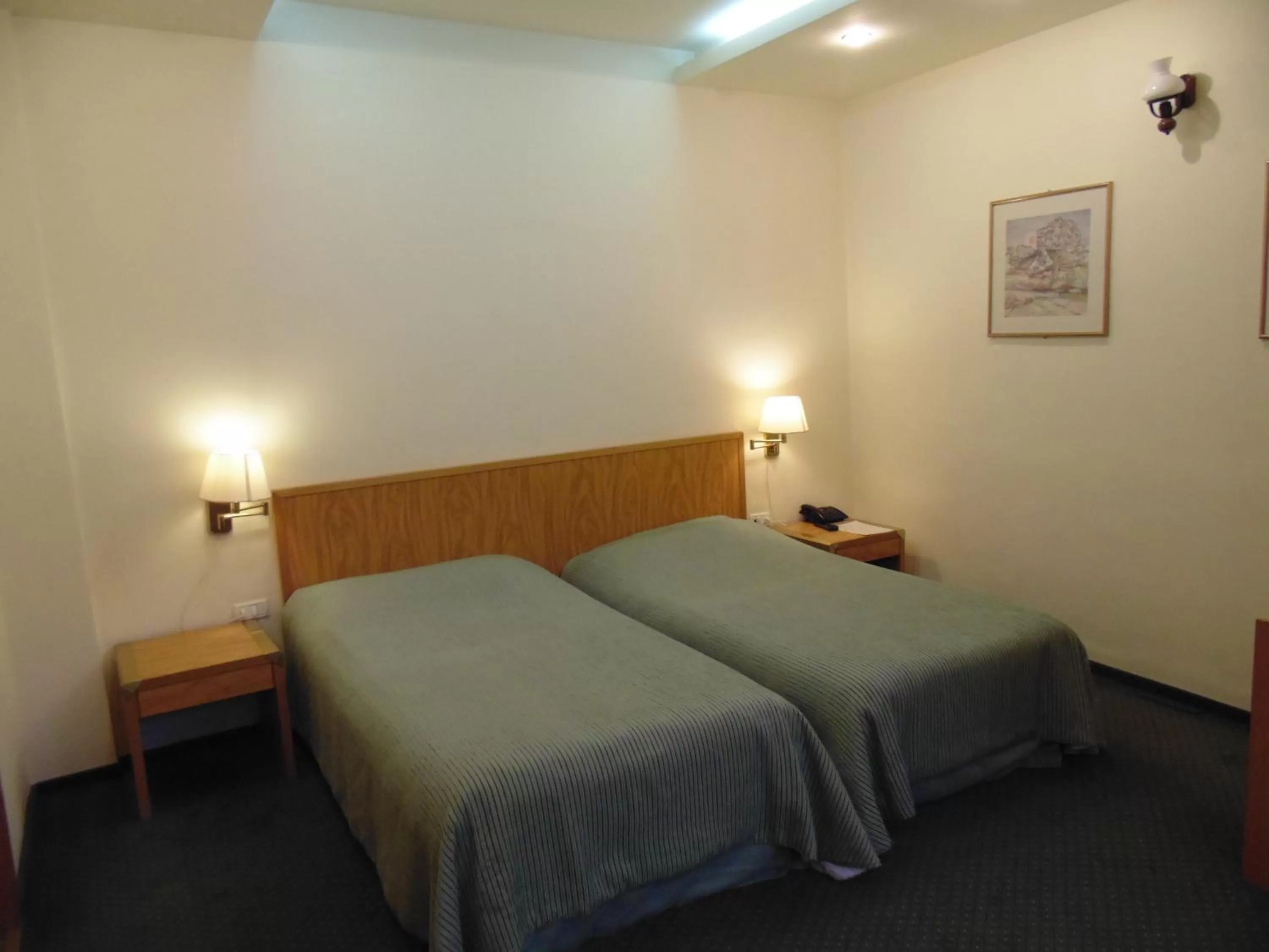 Bed in Curtea Brasoveana