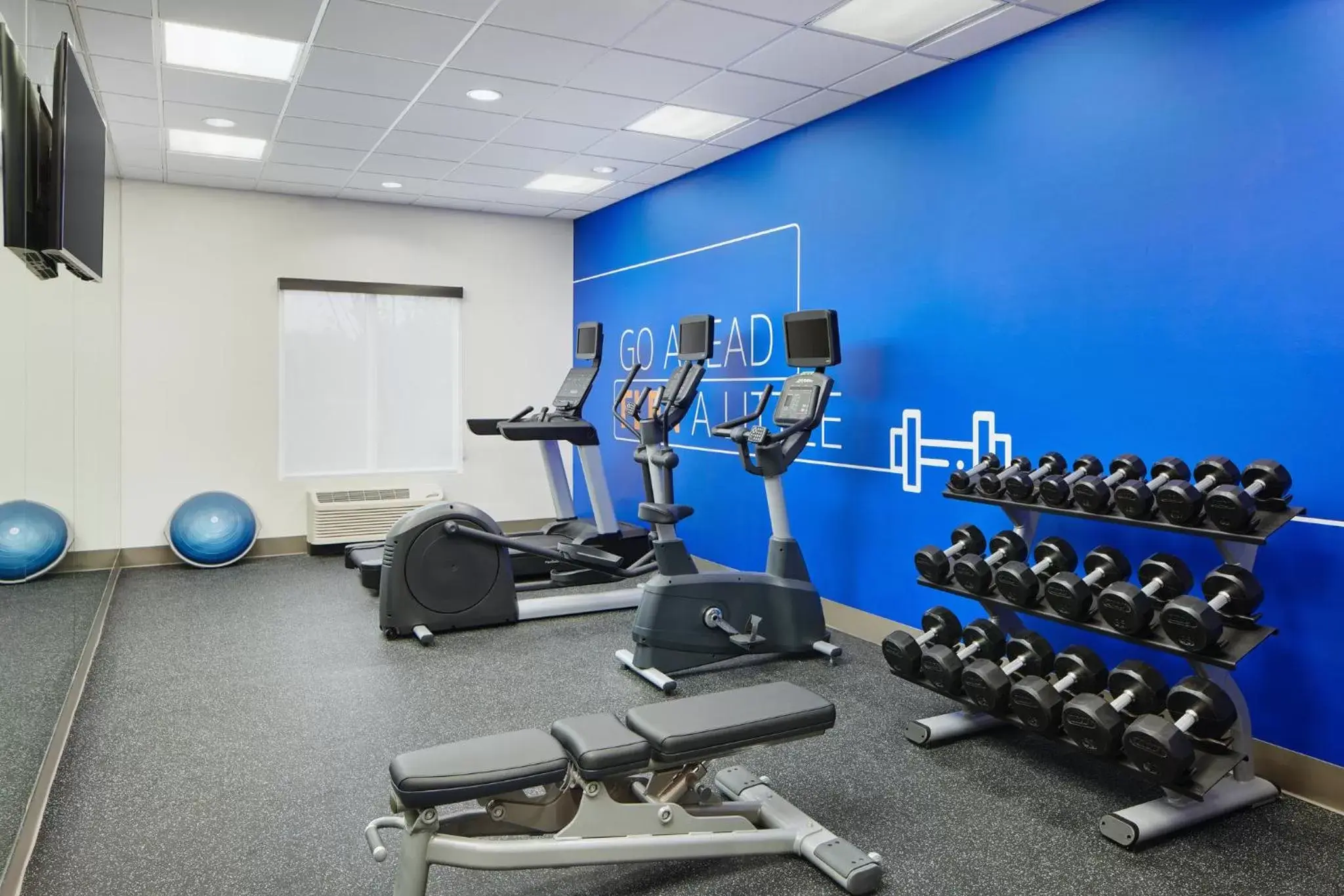 Fitness centre/facilities, Fitness Center/Facilities in Holiday Inn Express Hotel & Suites Port St. Lucie West, an IHG Hotel