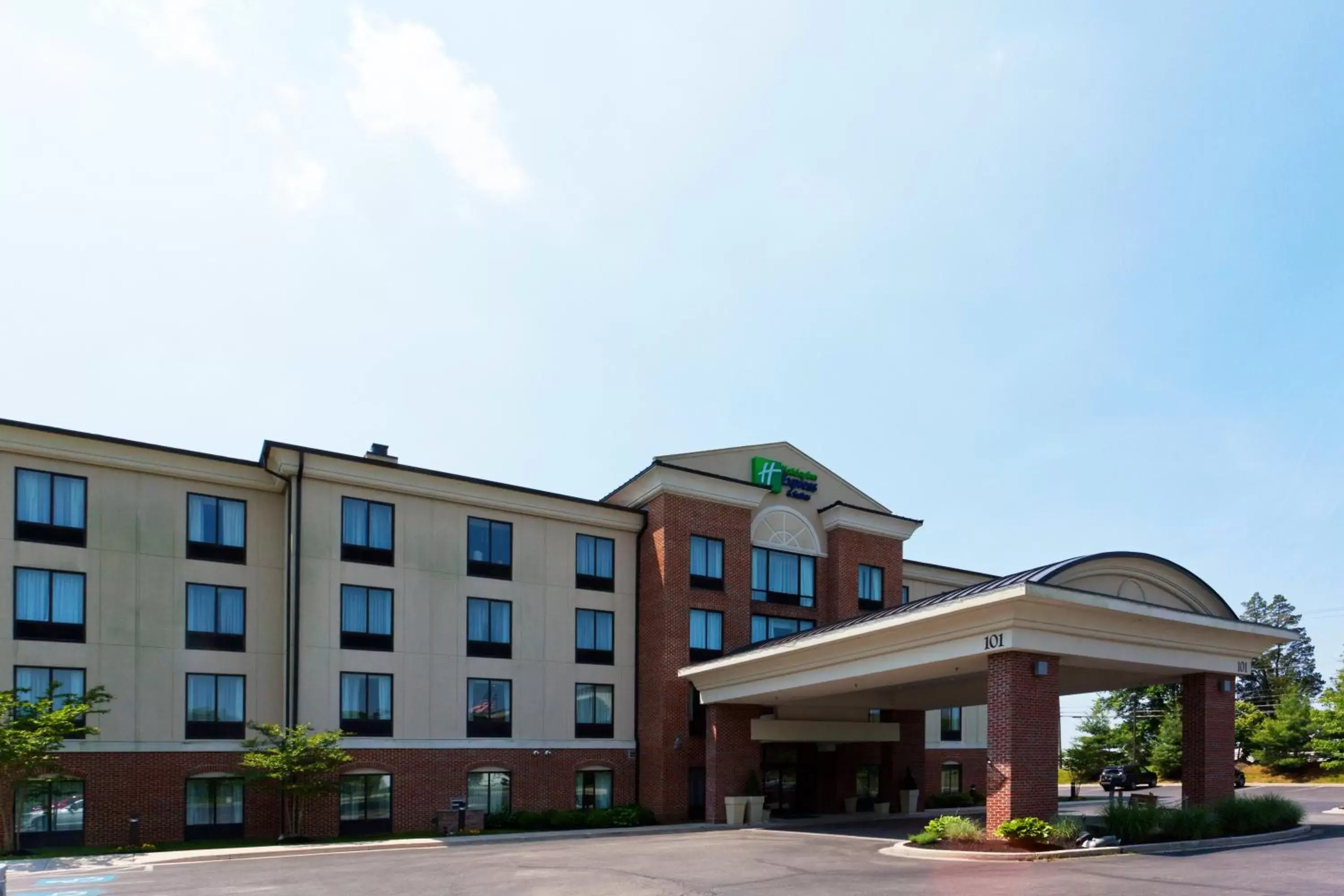 Property Building in Holiday Inn Express Hotel & Suites-North East, an IHG Hotel