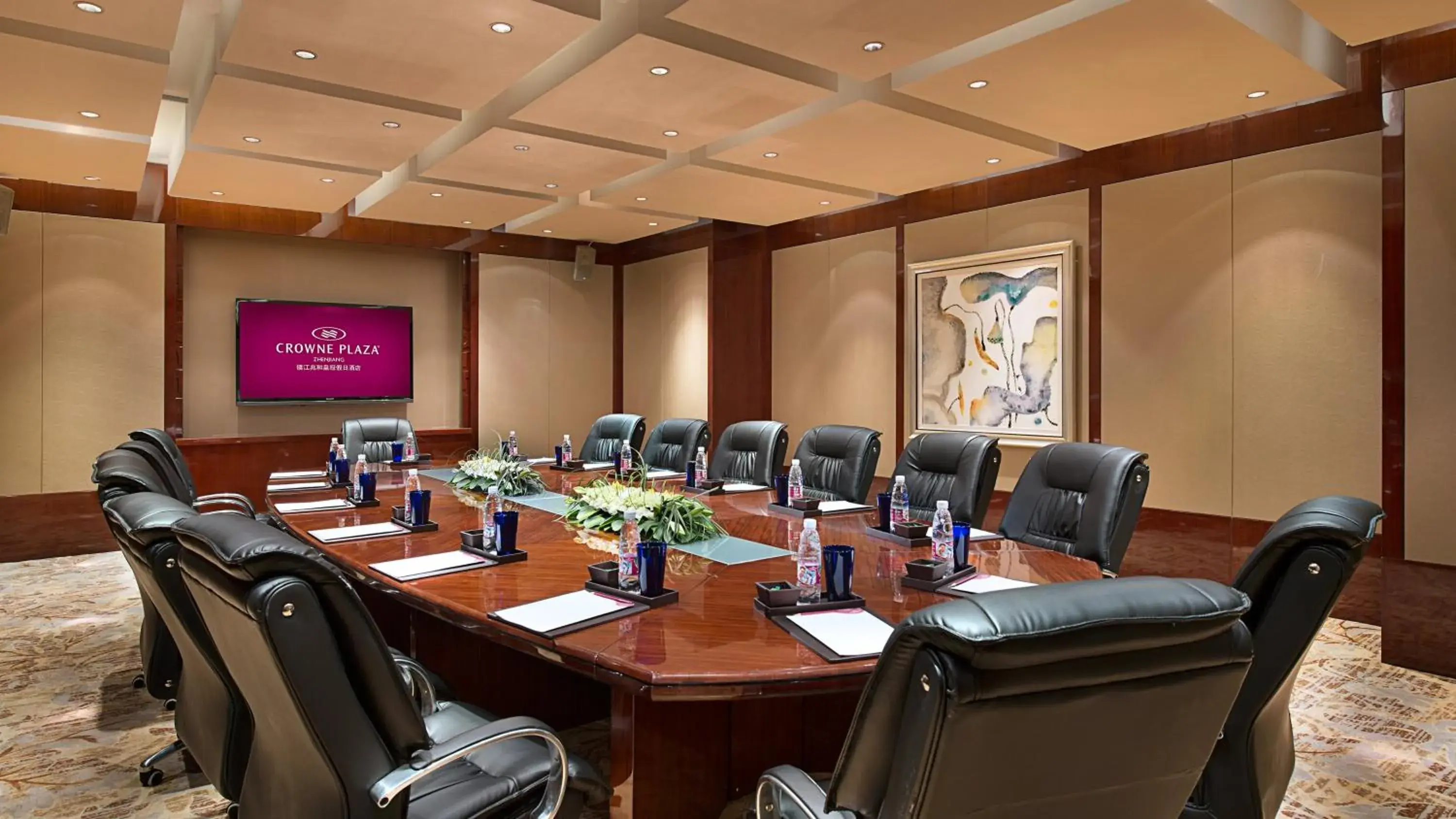 Meeting/conference room, Business Area/Conference Room in Crowne Plaza Zhenjiang, an IHG Hotel