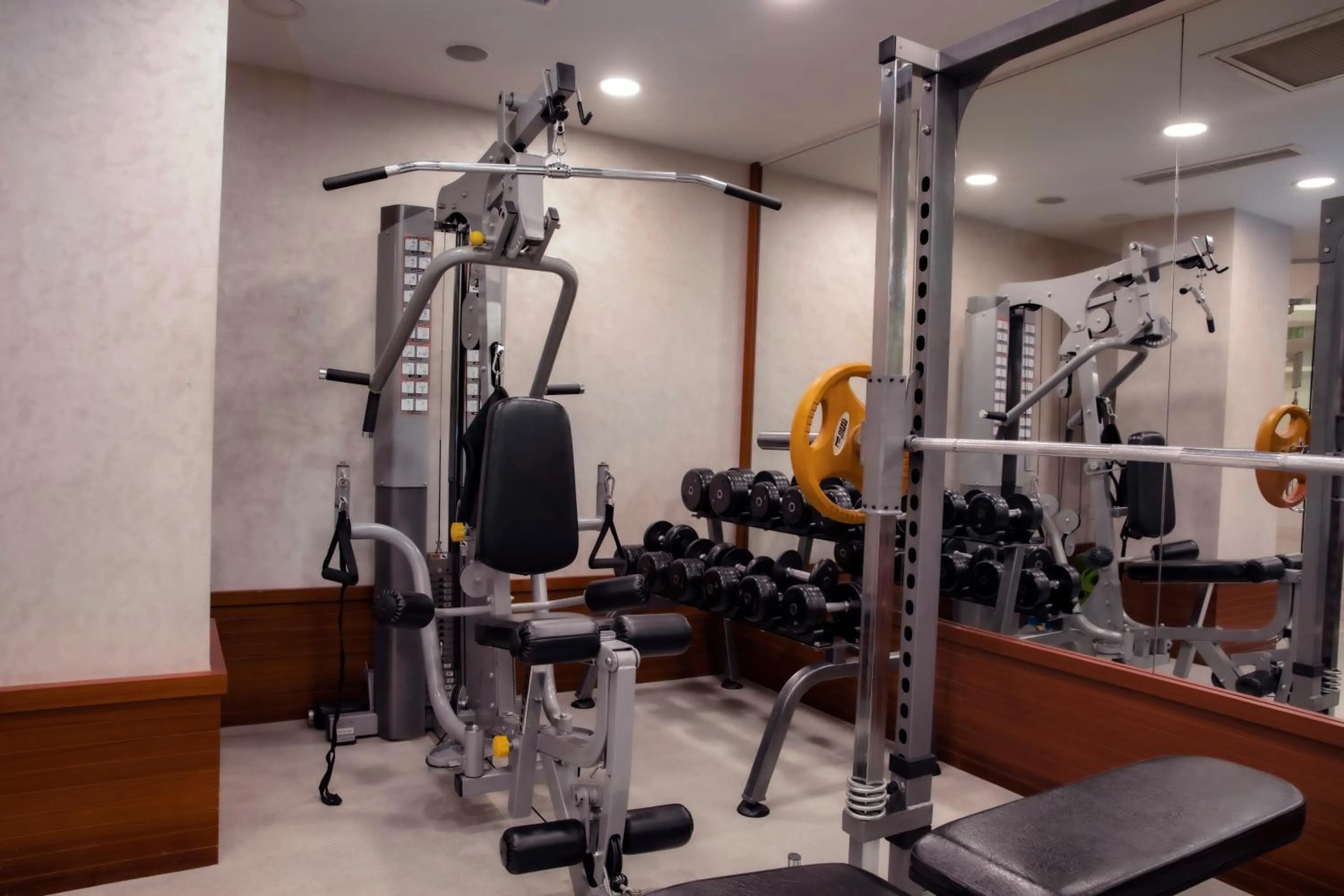 Fitness centre/facilities in Dosso Dossi Hotels Old City