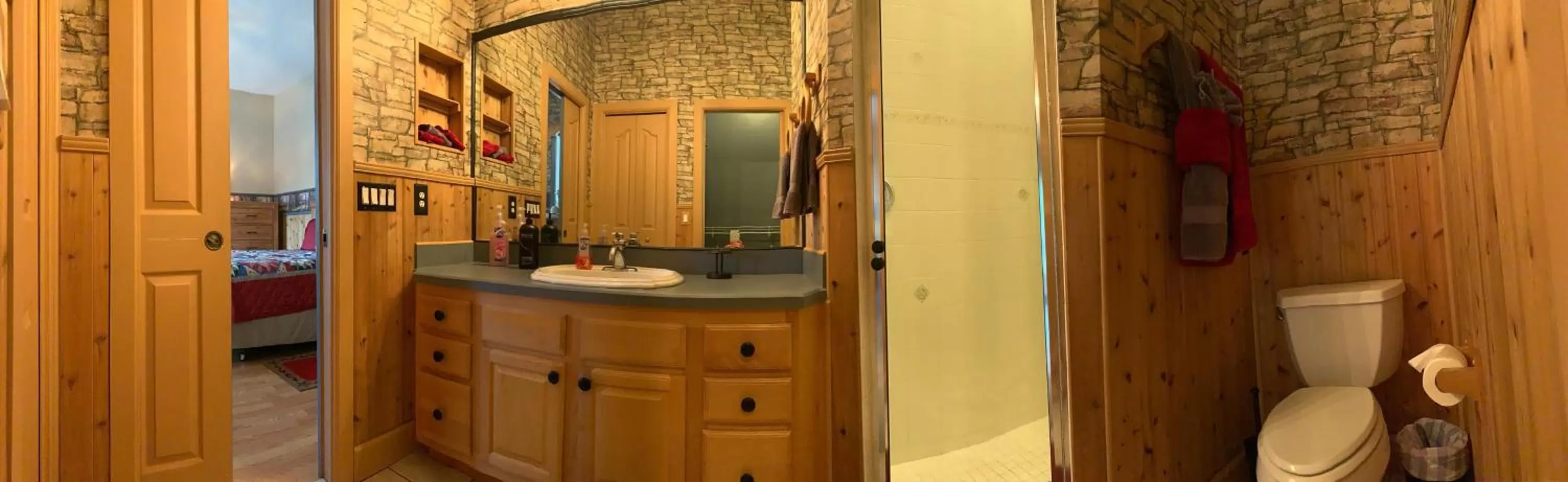 Bathroom in Rock Pointe Ranch