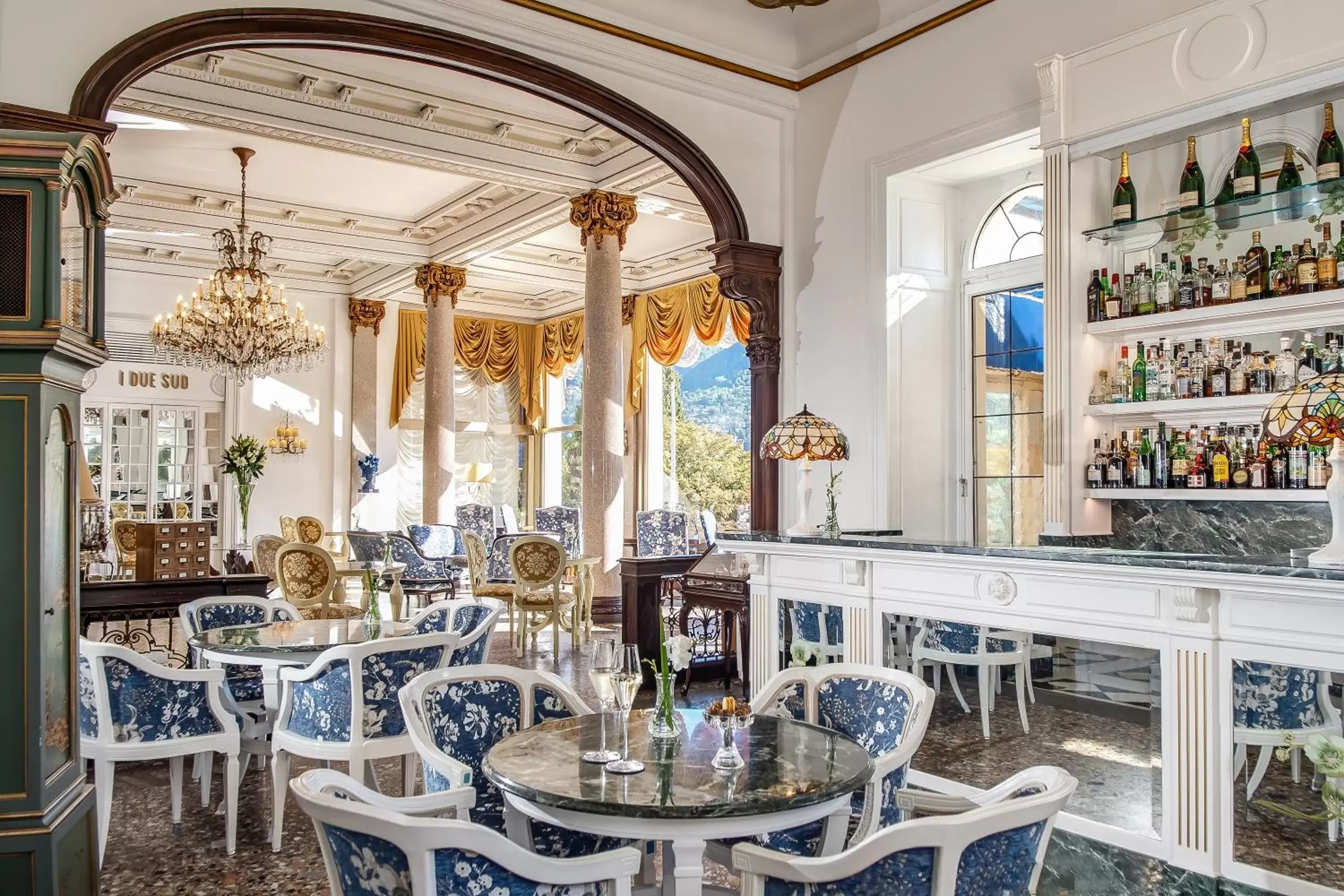 Lounge or bar, Restaurant/Places to Eat in Hotel Splendide Royal