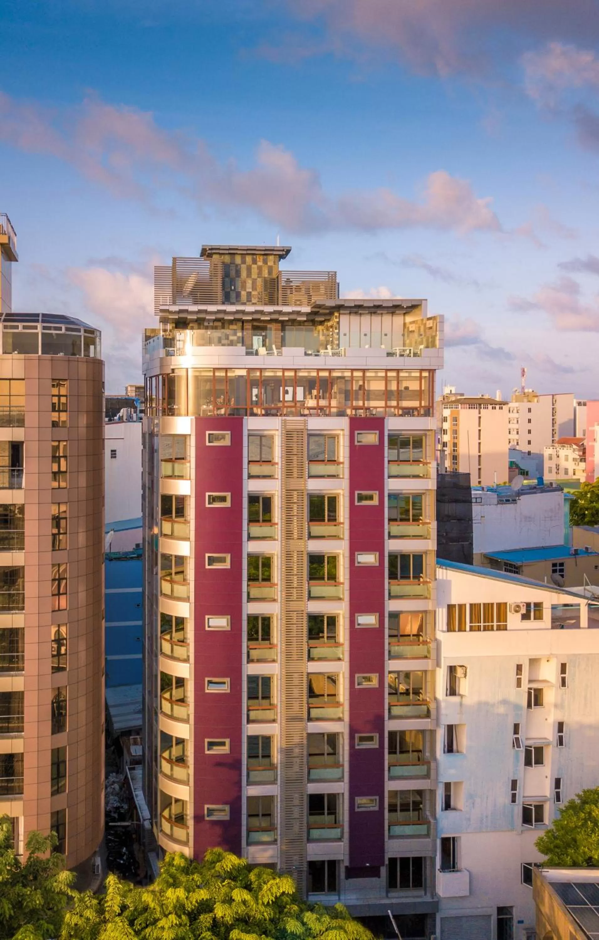 Property building in Samann Grand