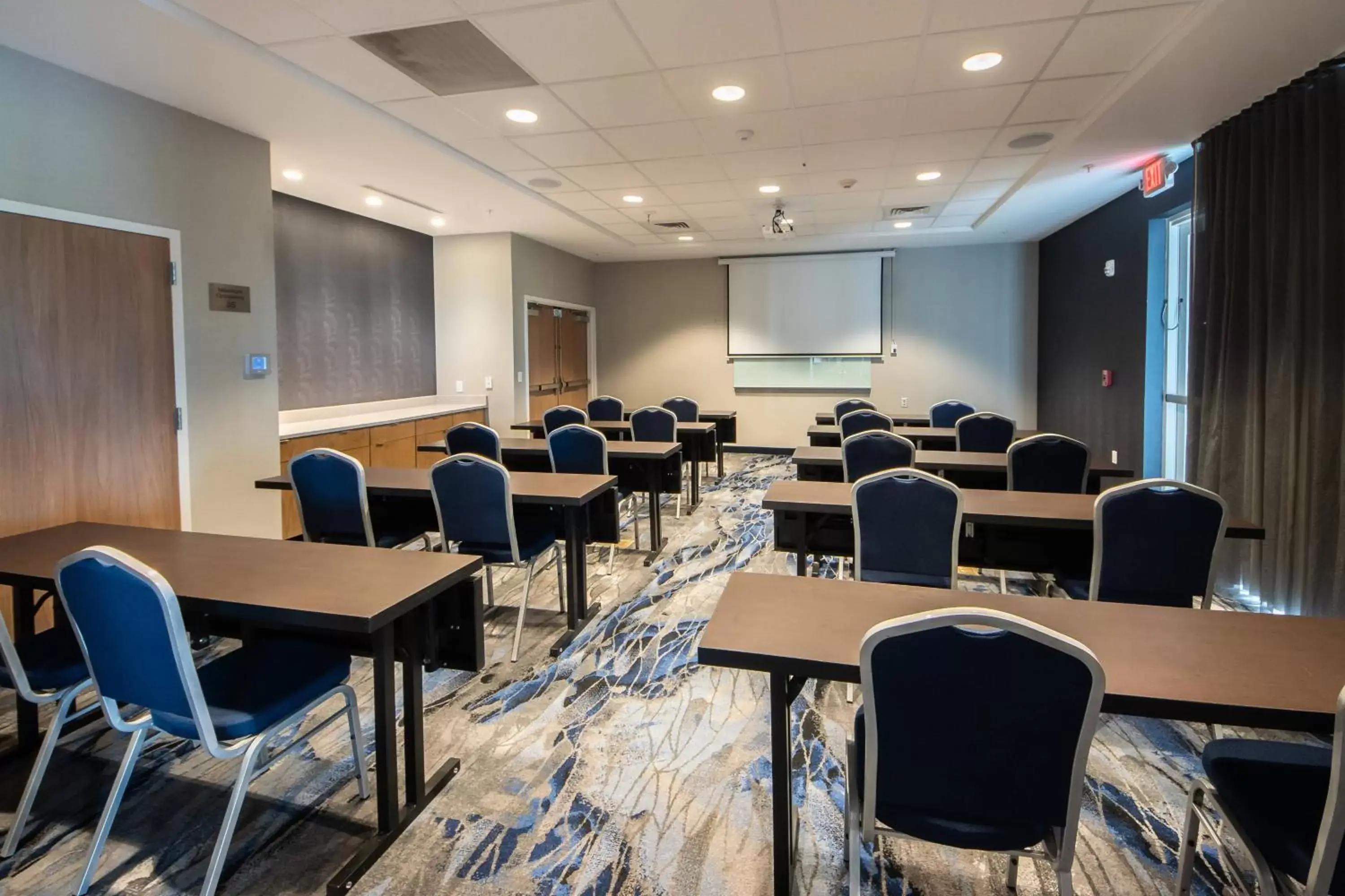 Meeting/conference room in Fairfield Inn & Suites by Marriott Melbourne Viera Town Center