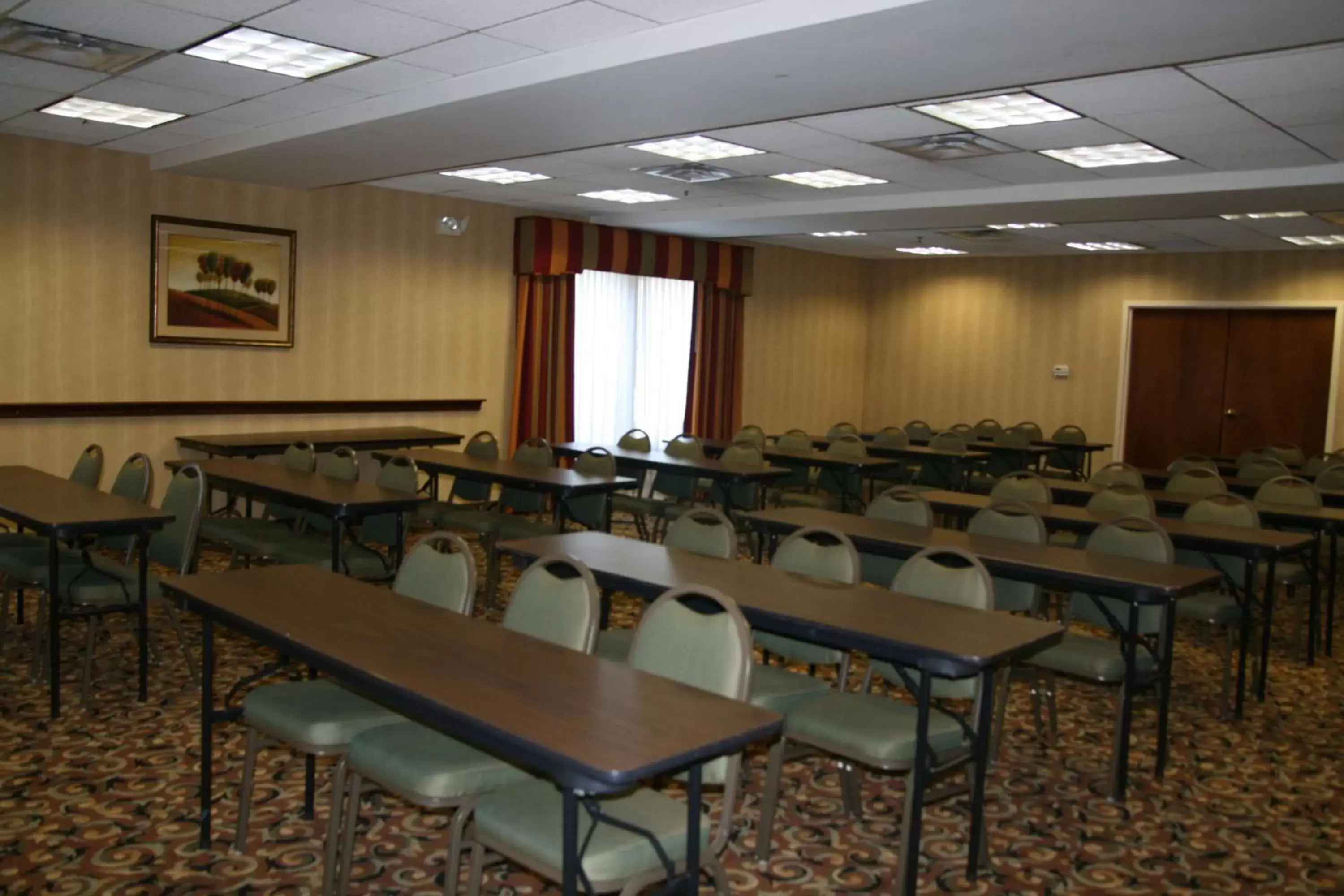 Meeting/conference room in Hampton Inn Adel