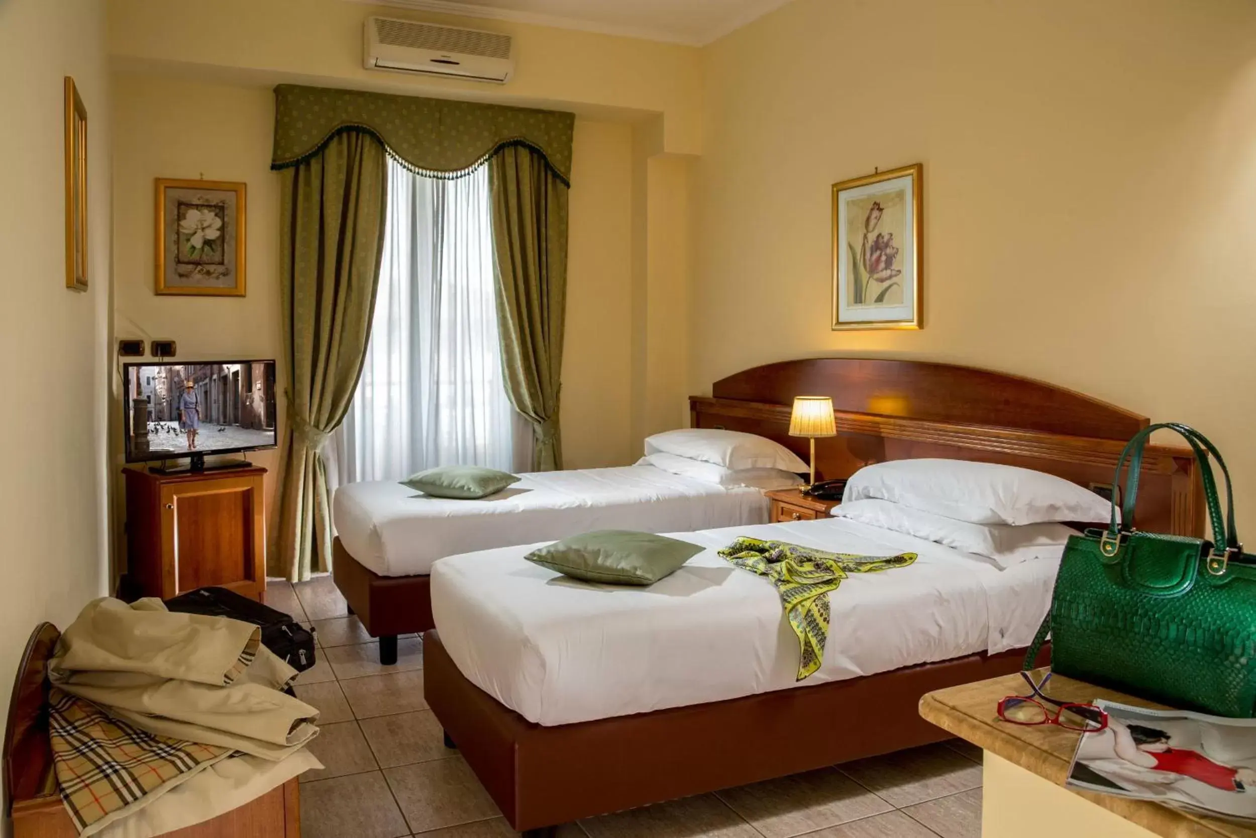 Bedroom, Bed in Marini Park Hotel