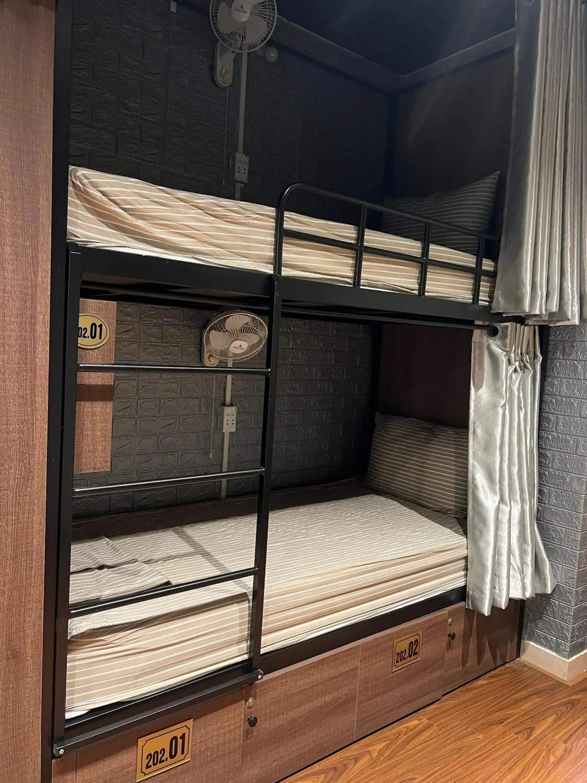 Bunk Bed in Hanoi Luxury Hotel