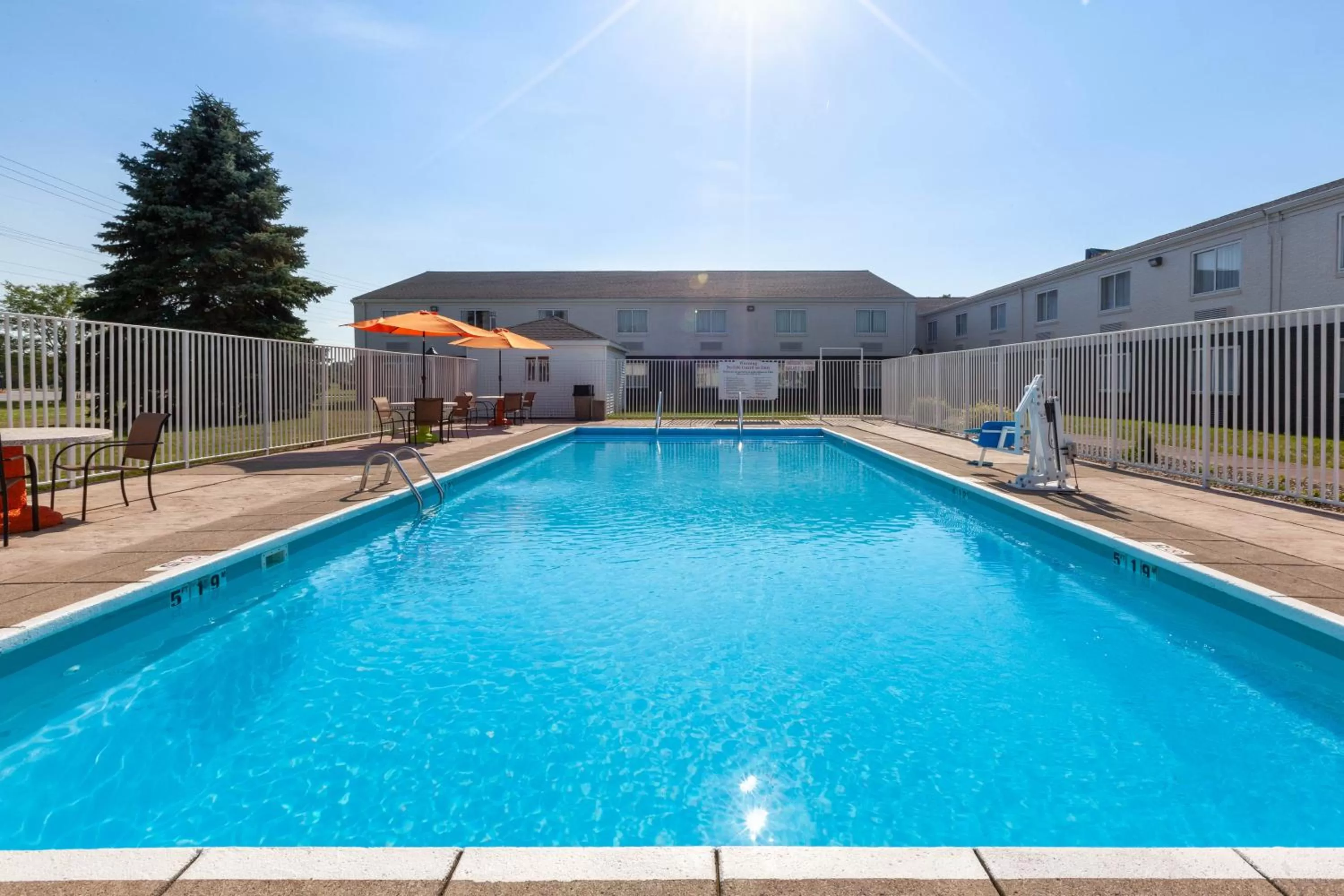 Swimming pool in Days Inn by Wyndham Sandusky Cedar Point