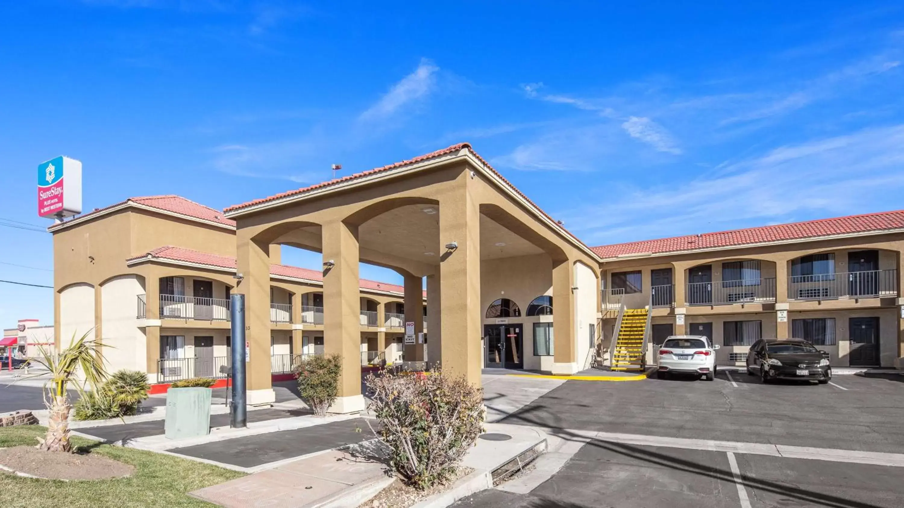 Property building in SureStay Plus Hotel by Best Western Hesperia Property building in SureStay Plus Hotel by Best Western Hesperia