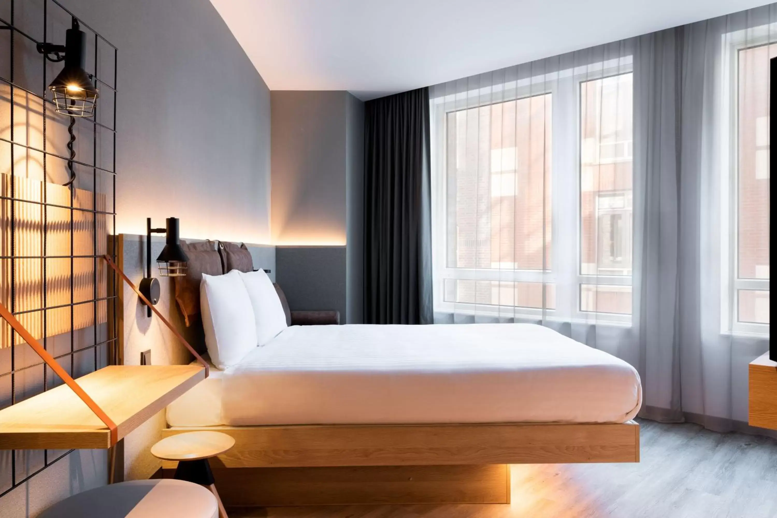 Moxy Queen Room in Moxy The Hague Moxy Queen Room in Moxy The Hague