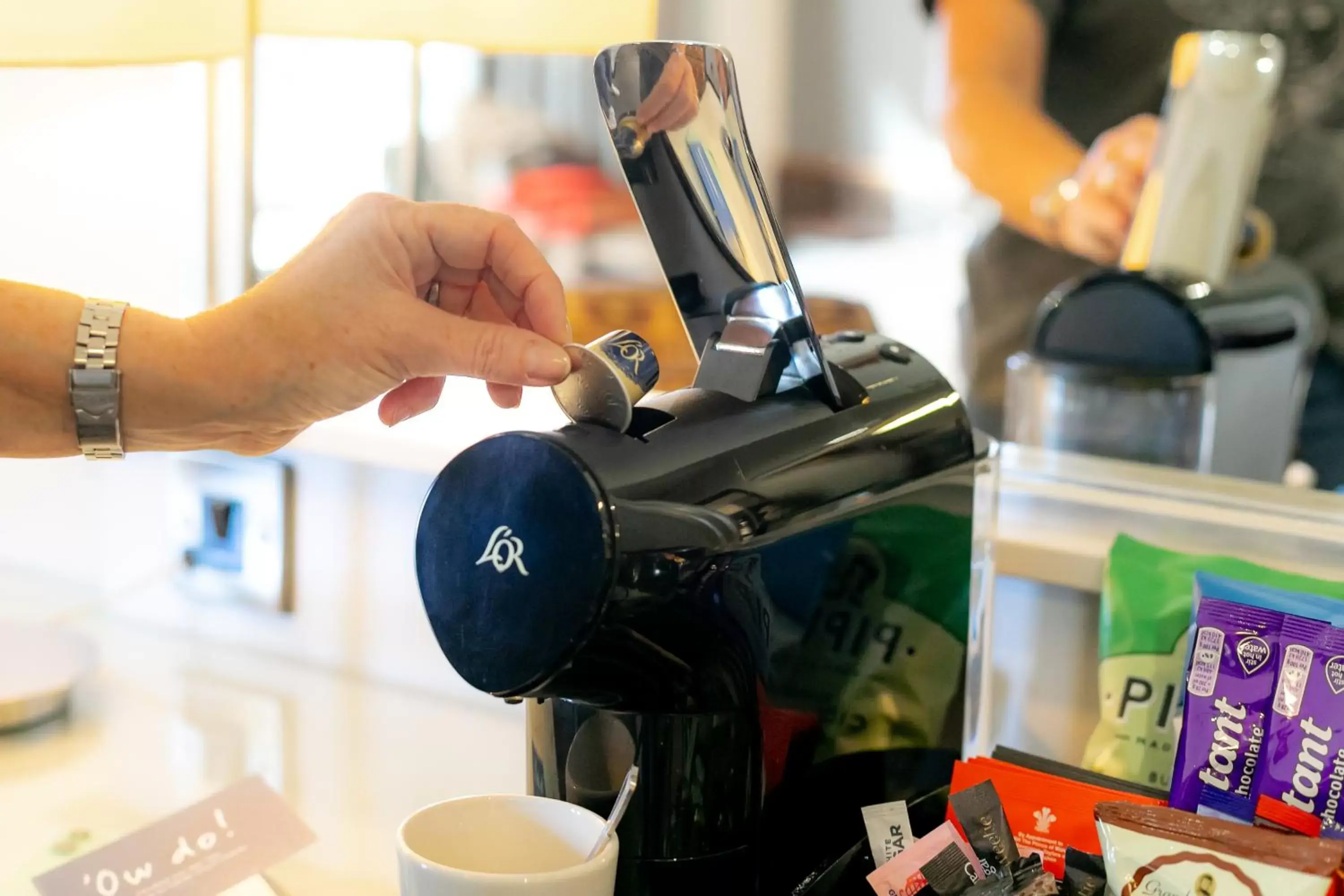 Coffee/tea facilities in Cedar Court Hotel Huddersfield