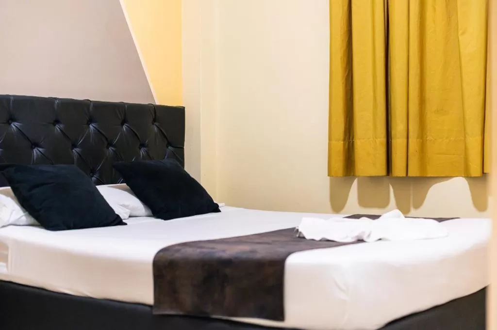 HOTEL CALLE REAL SUITE