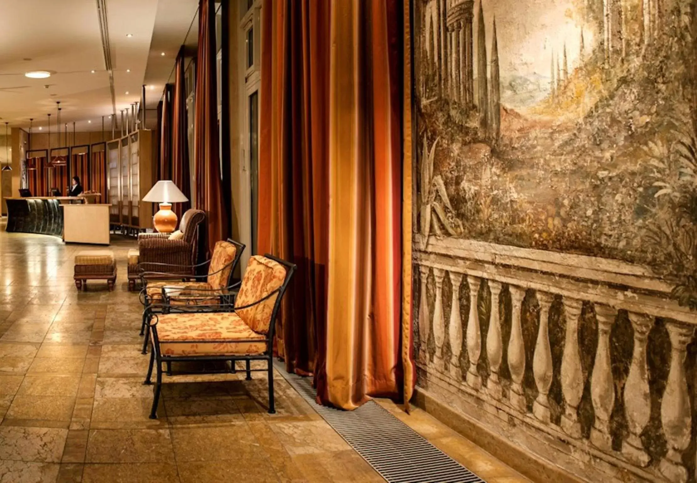 Lobby or reception in Hotel Elbflorenz Dresden