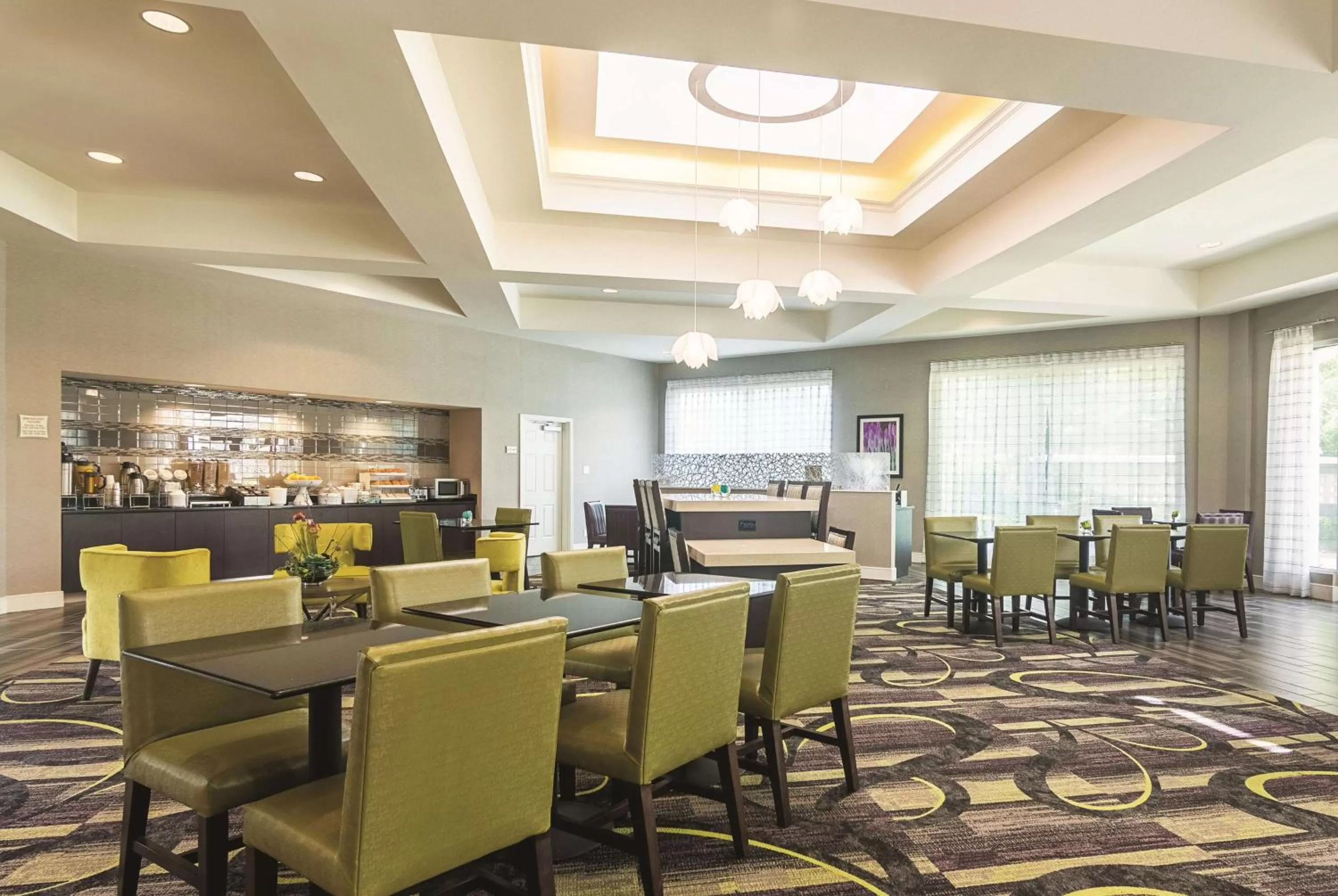 Restaurant/places to eat in La Quinta by Wyndham Oklahoma City Norman