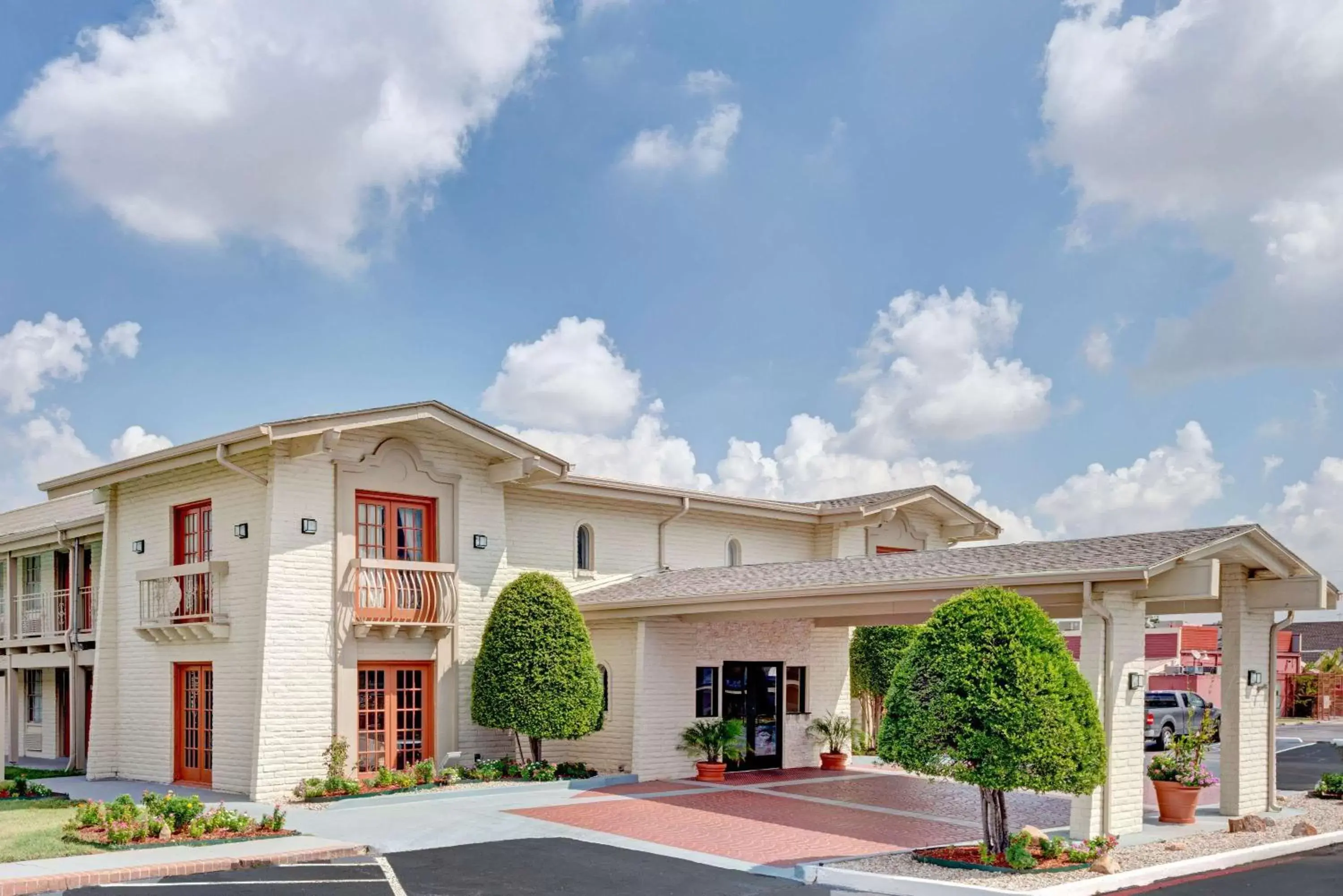 Property Building in Travelodge by Wyndham North Richland Hills/Dallas/Ft Worth