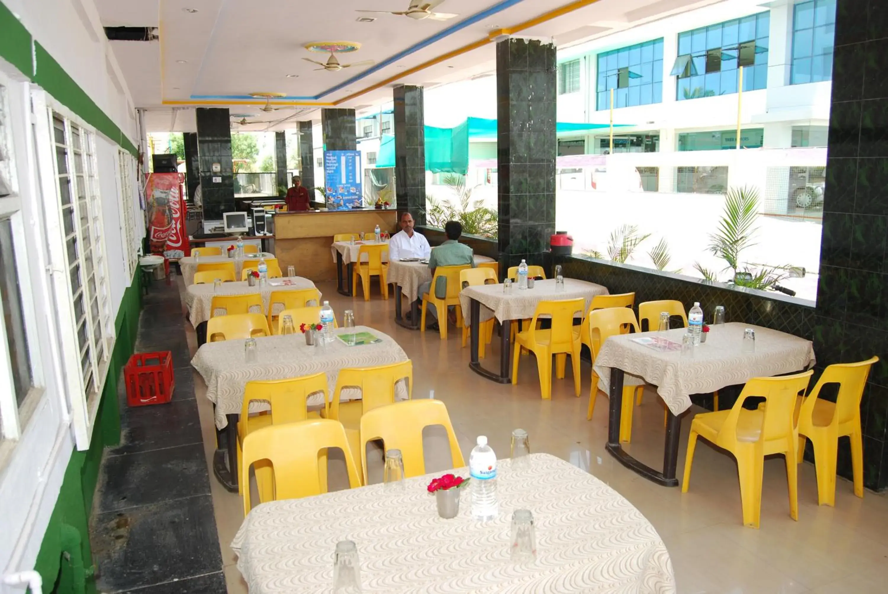 Restaurant/places to eat in Hotel Utsav Restaurant/places to eat in Hotel Utsav