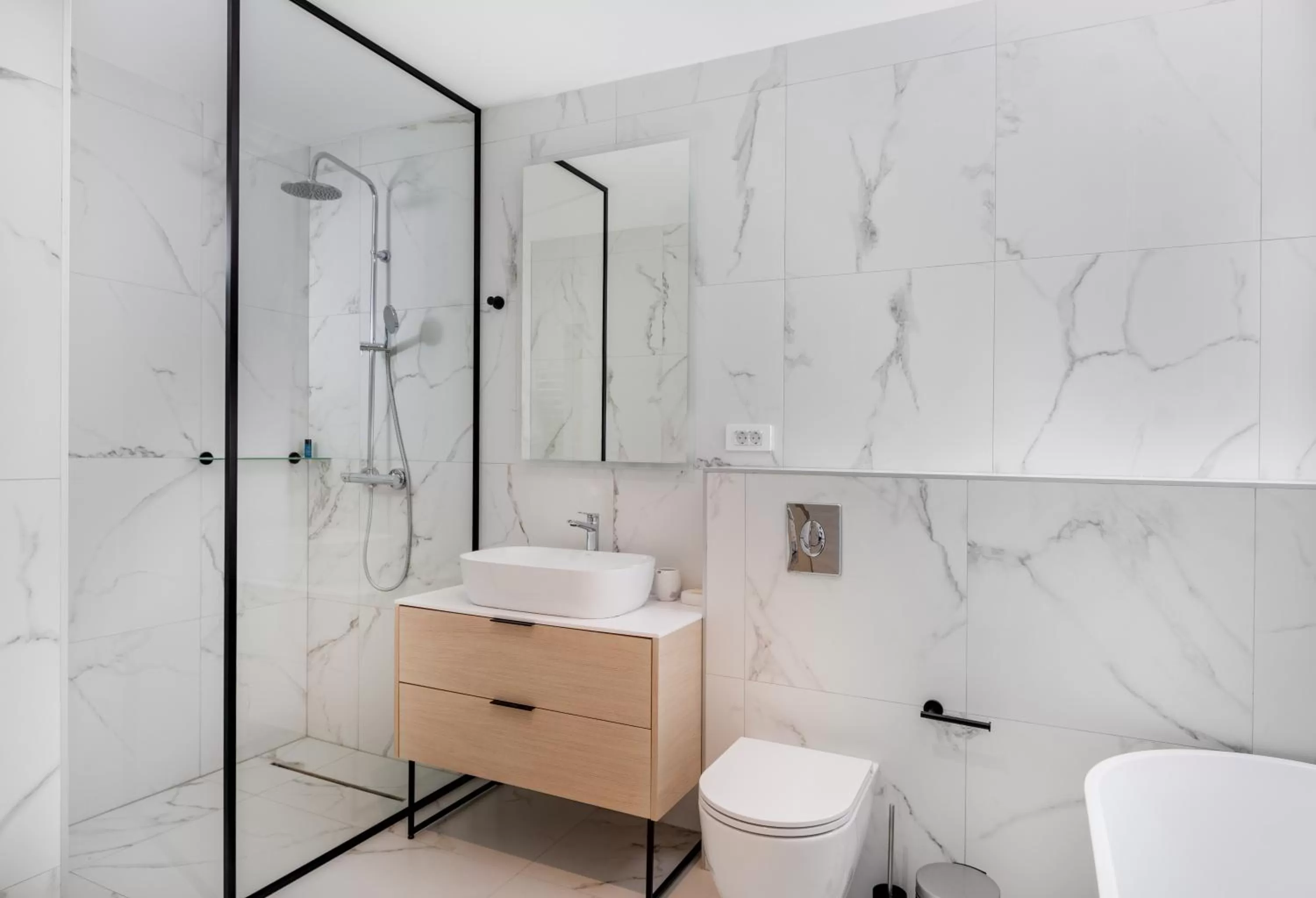 Bathroom in Lazure Hotel & Marina