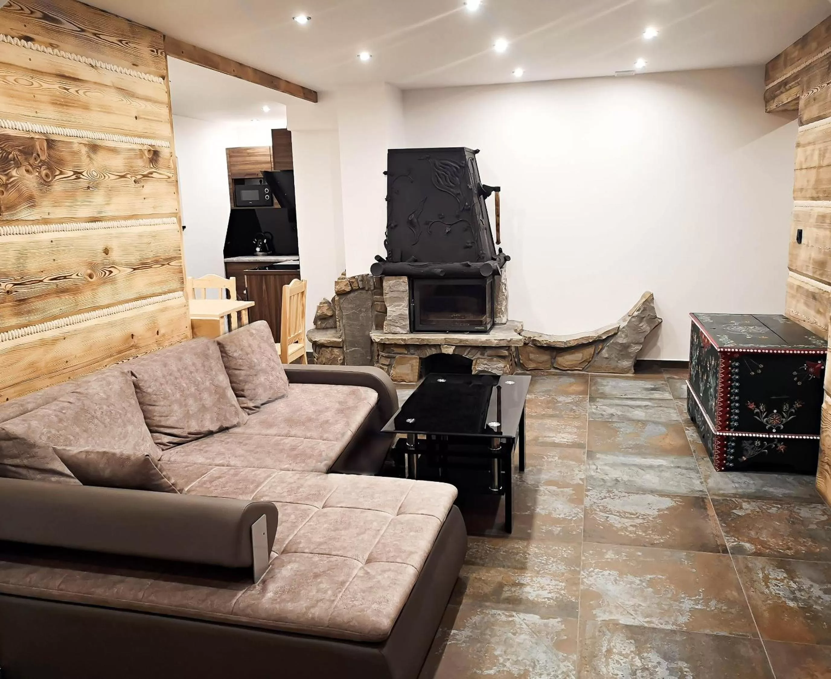 Two-Bedroom Chalet in Willa Turnia