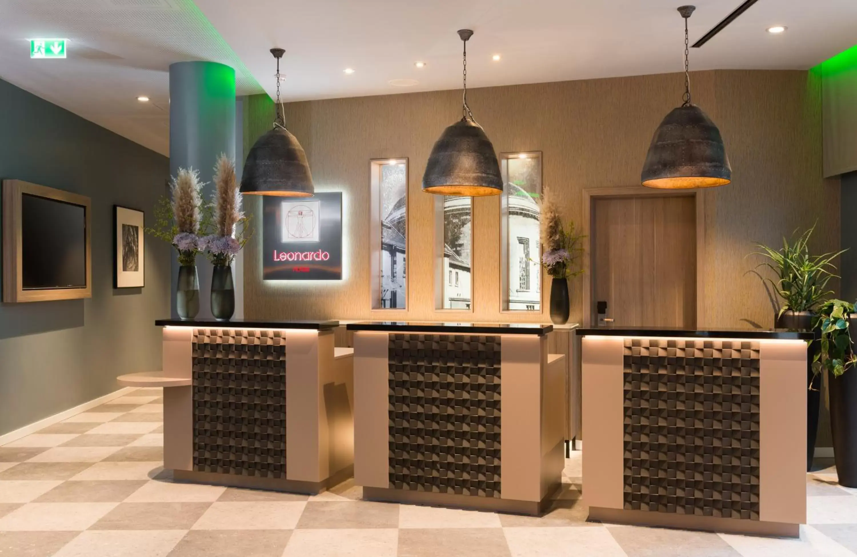 Lobby or reception in Leonardo Hotel Offenbach Frankfurt