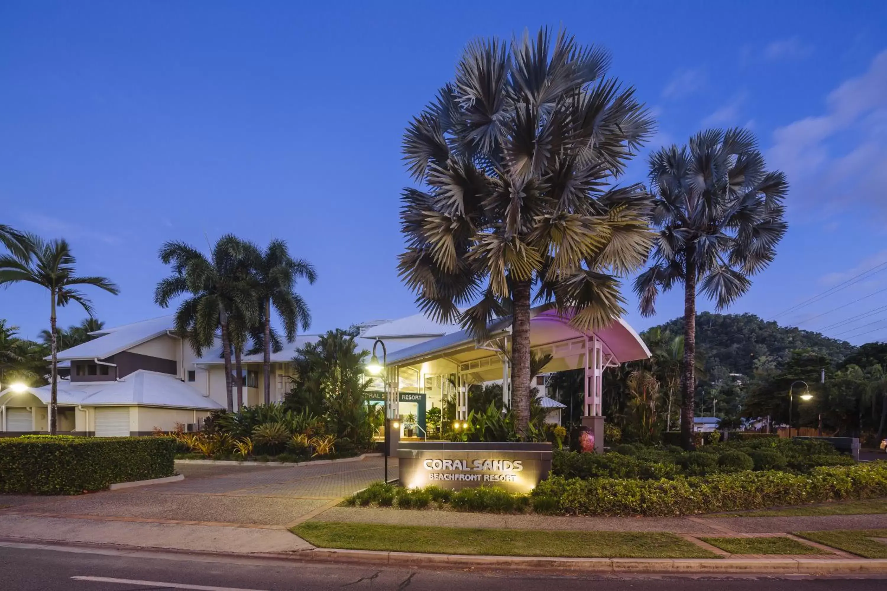 Lobby or reception, Property Building in Coral Sands Beachfront Resort