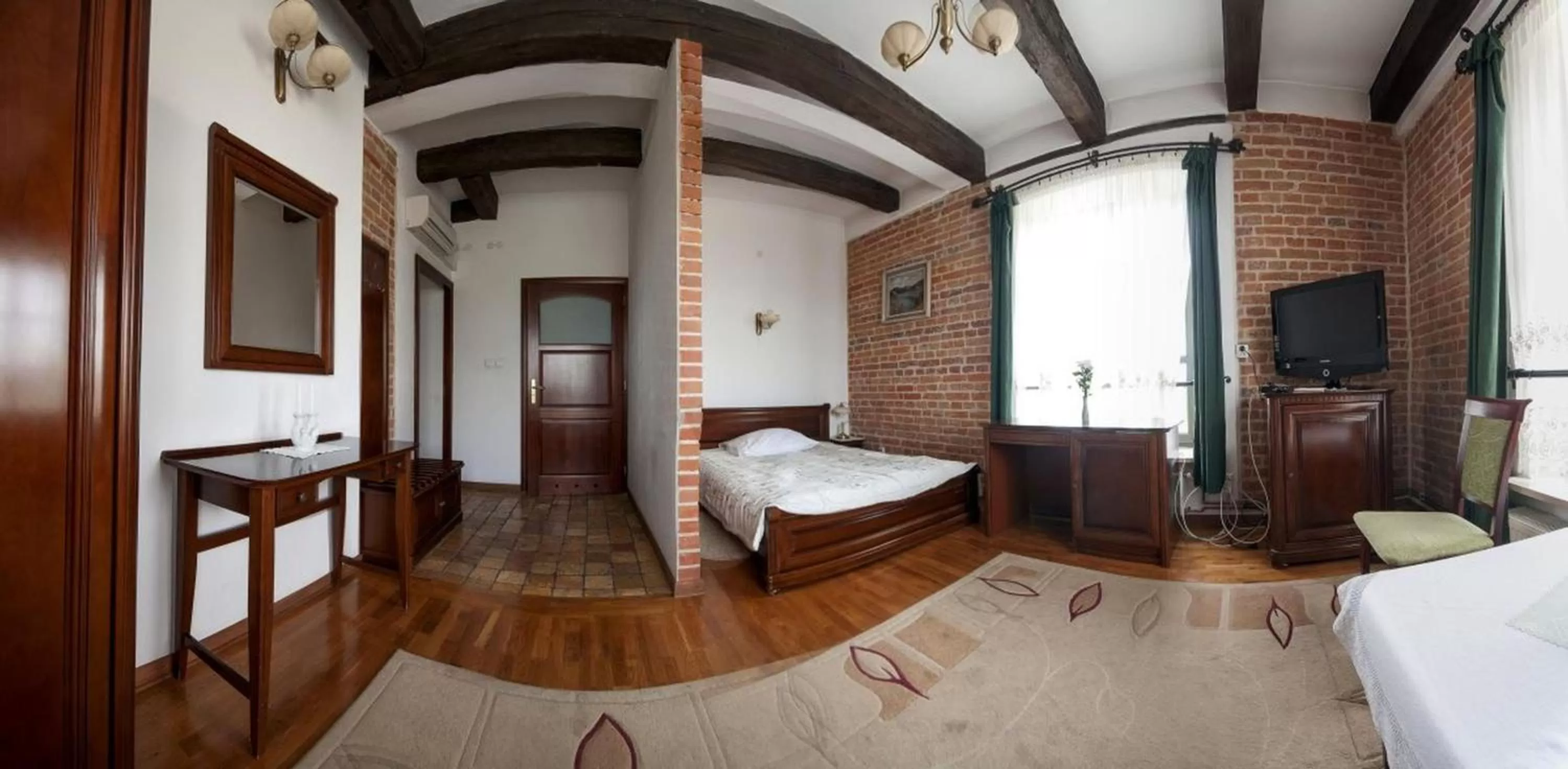 Photo of the whole room, Bed in Hotel Restauracja Pod Parowozem