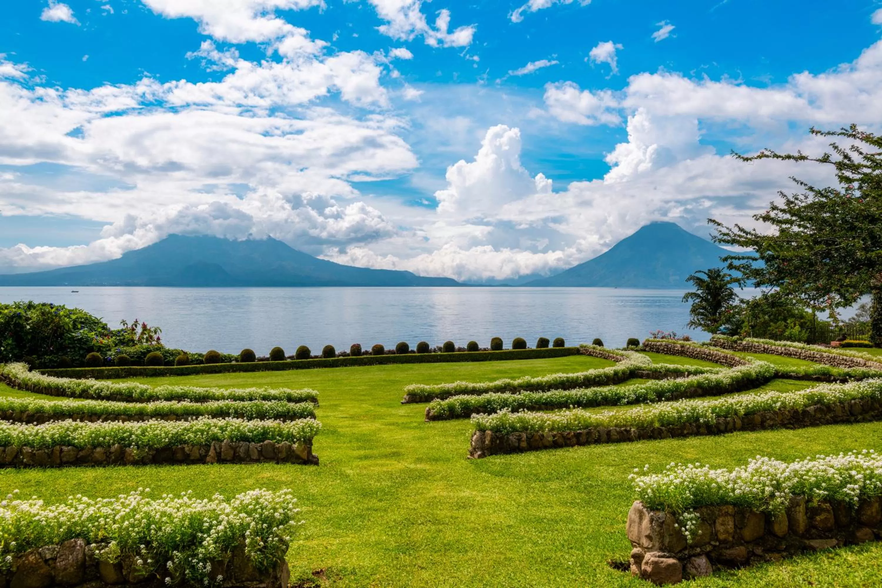 Garden in Hotel Atitlan